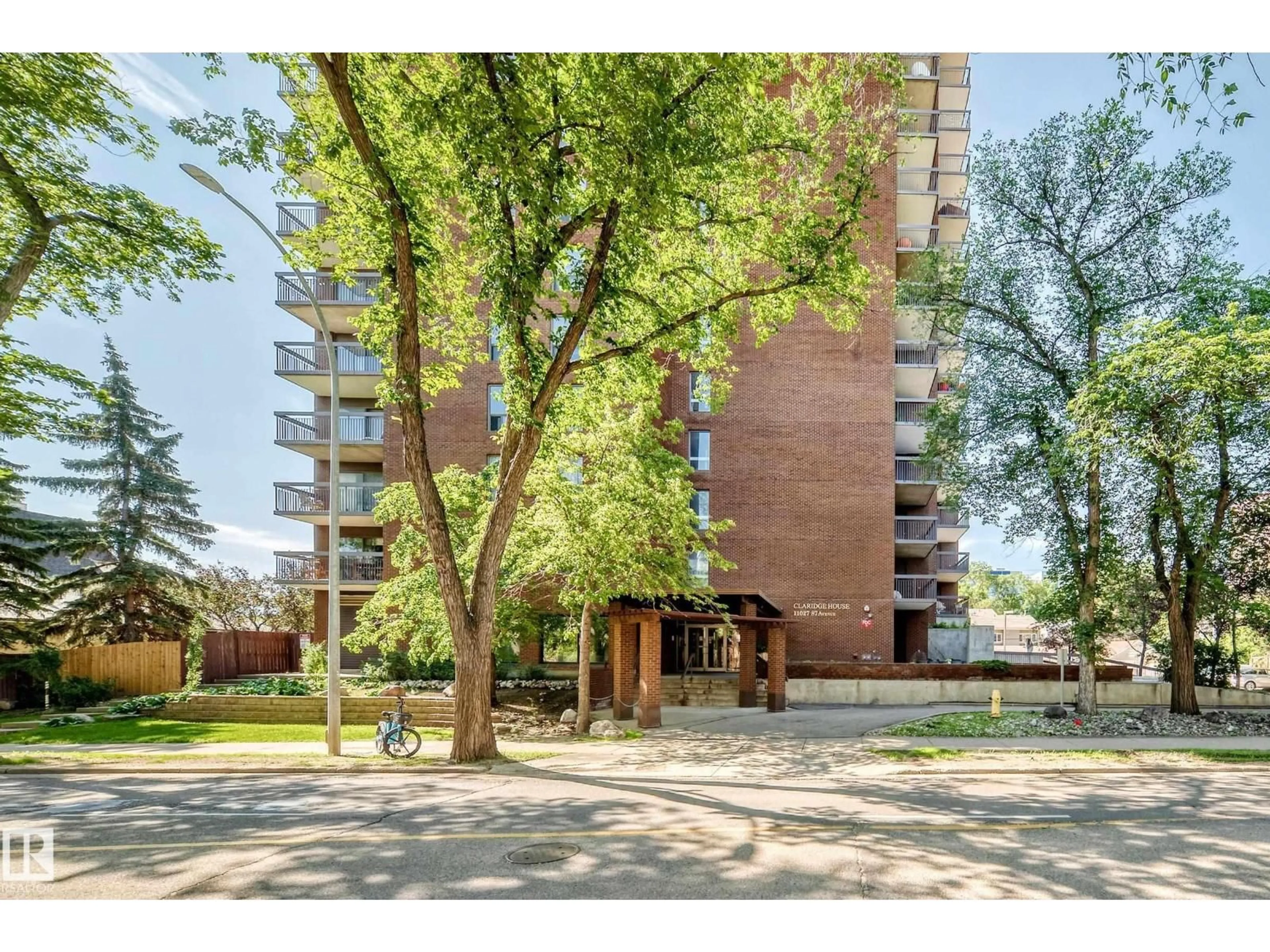 Unknown for 1802 - 11027 87 AV, Edmonton Alberta T6G2P9
