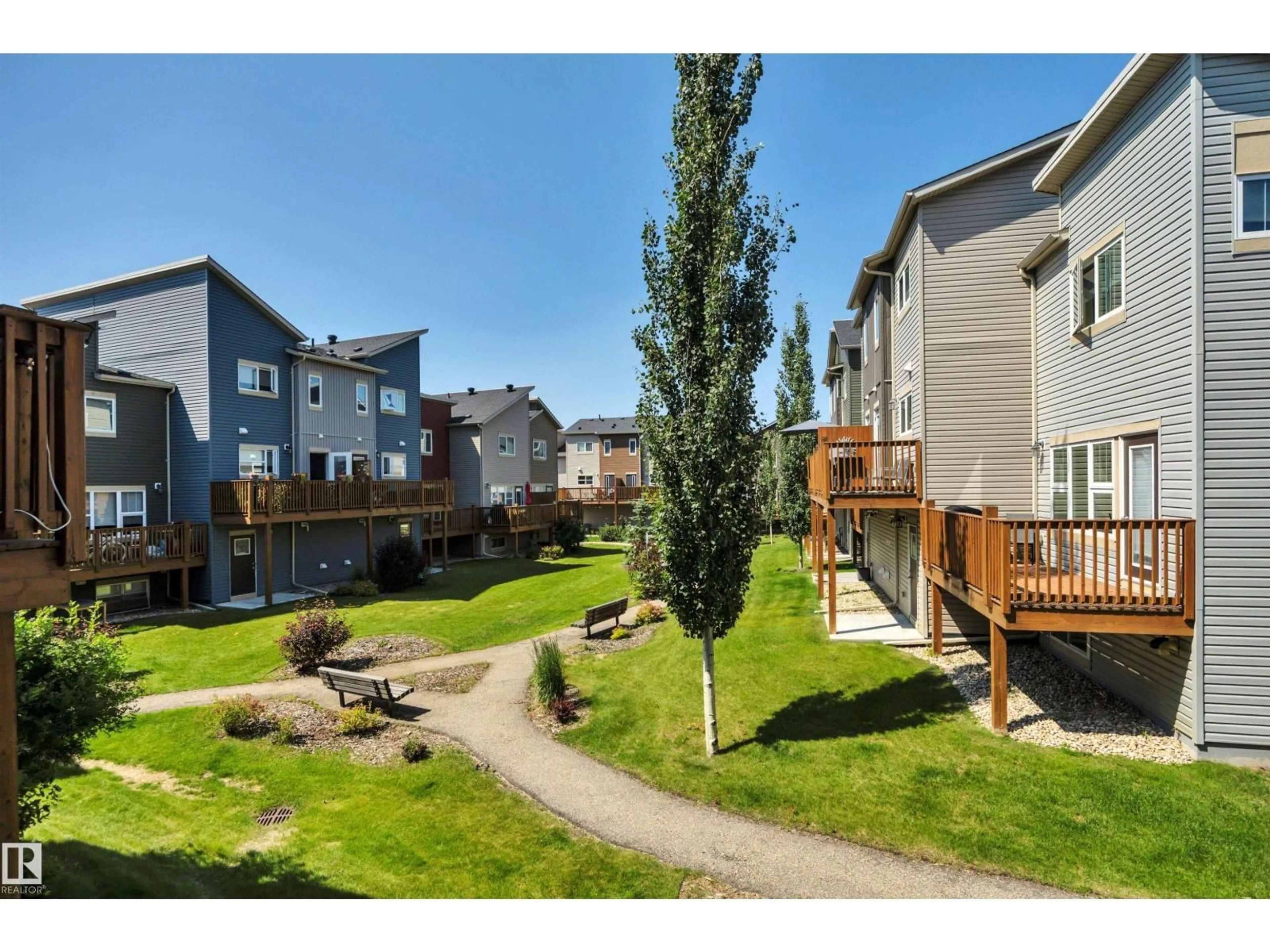 A pic from outside/outdoor area/front of a property/back of a property/a pic from drone, unknown for #262 - 401 SOUTHFORK DR, Leduc Alberta T9E0X1