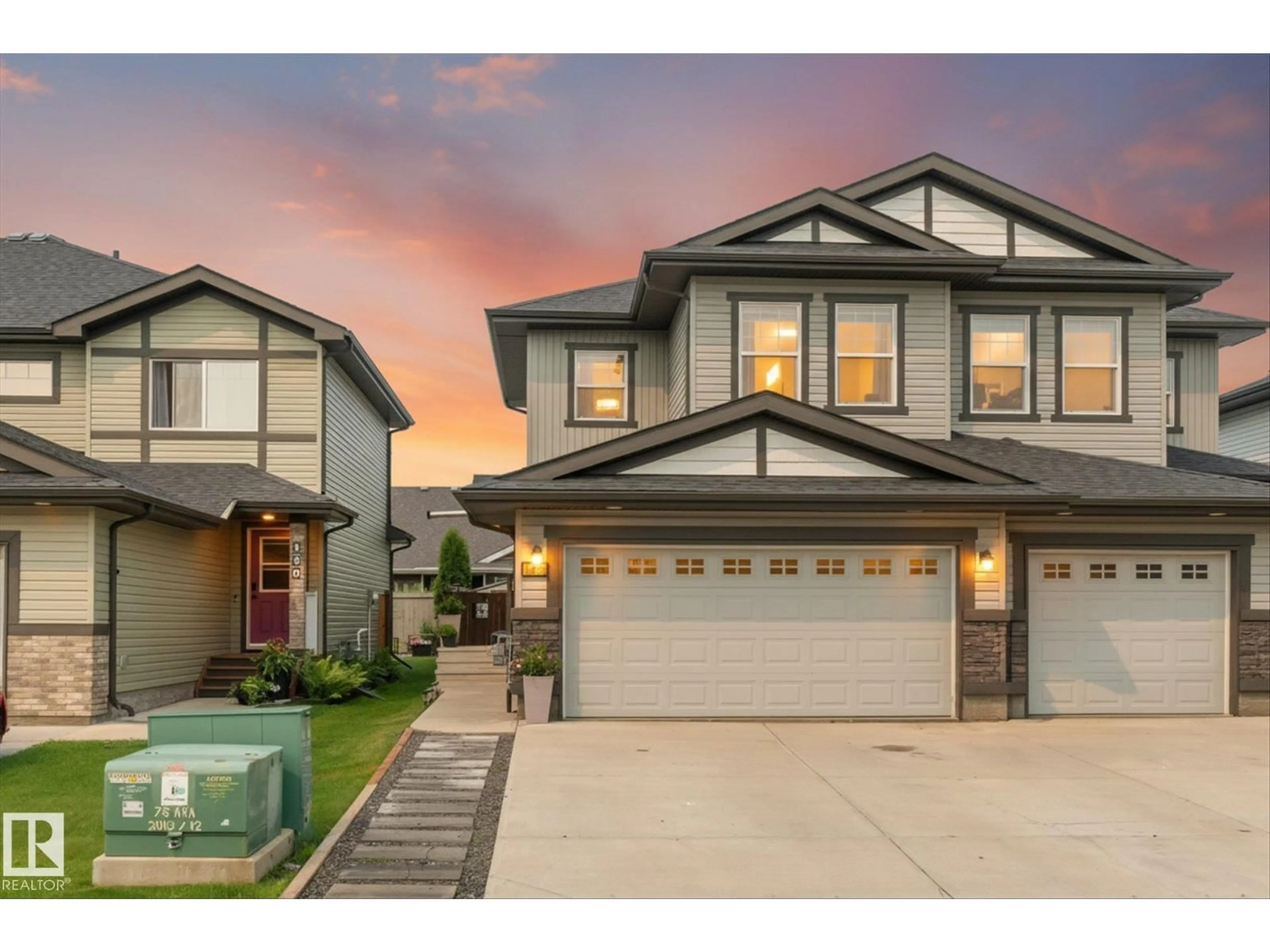 Home with vinyl exterior material, street for 148 BRICKYARD PL, Stony Plain Alberta T7Z0H9