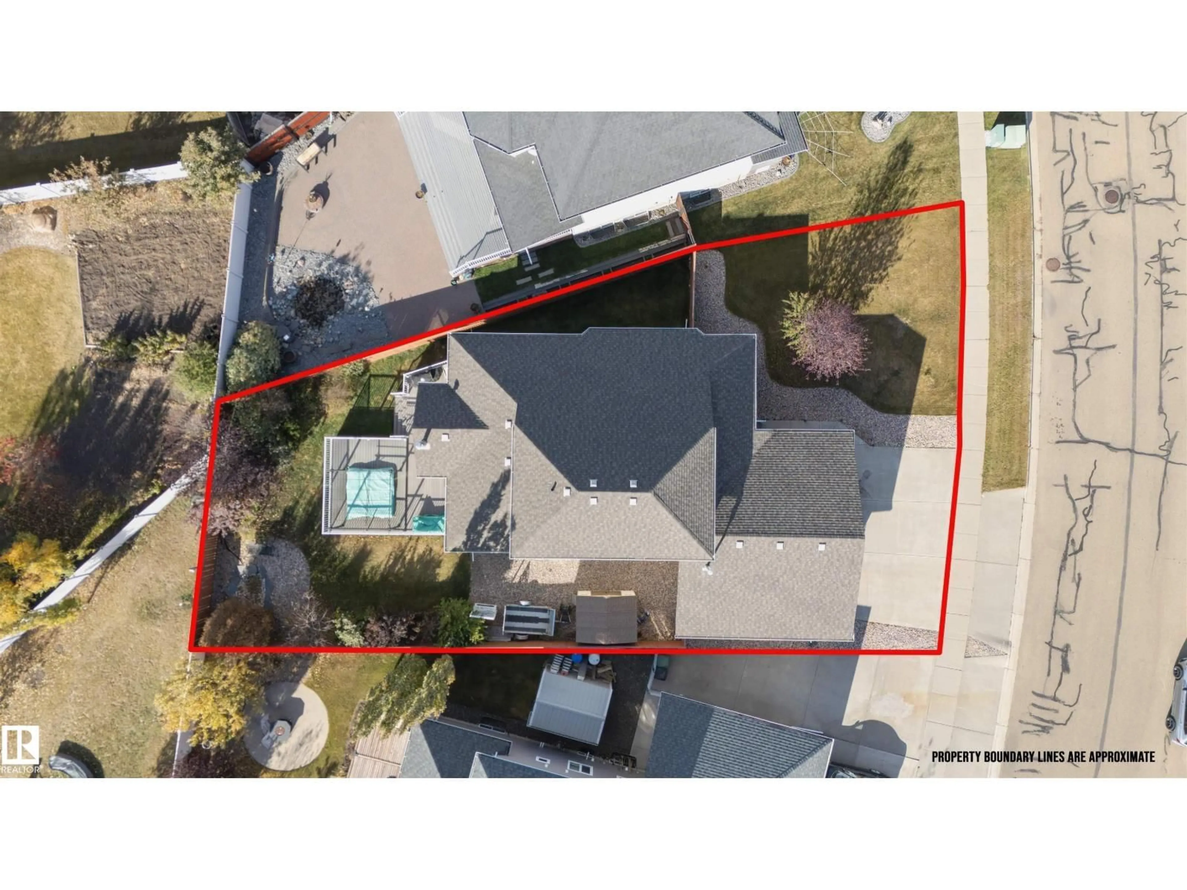 A pic from outside/outdoor area/front of a property/back of a property/a pic from drone, street for 3712 69 ST, Camrose Alberta T4V5B7