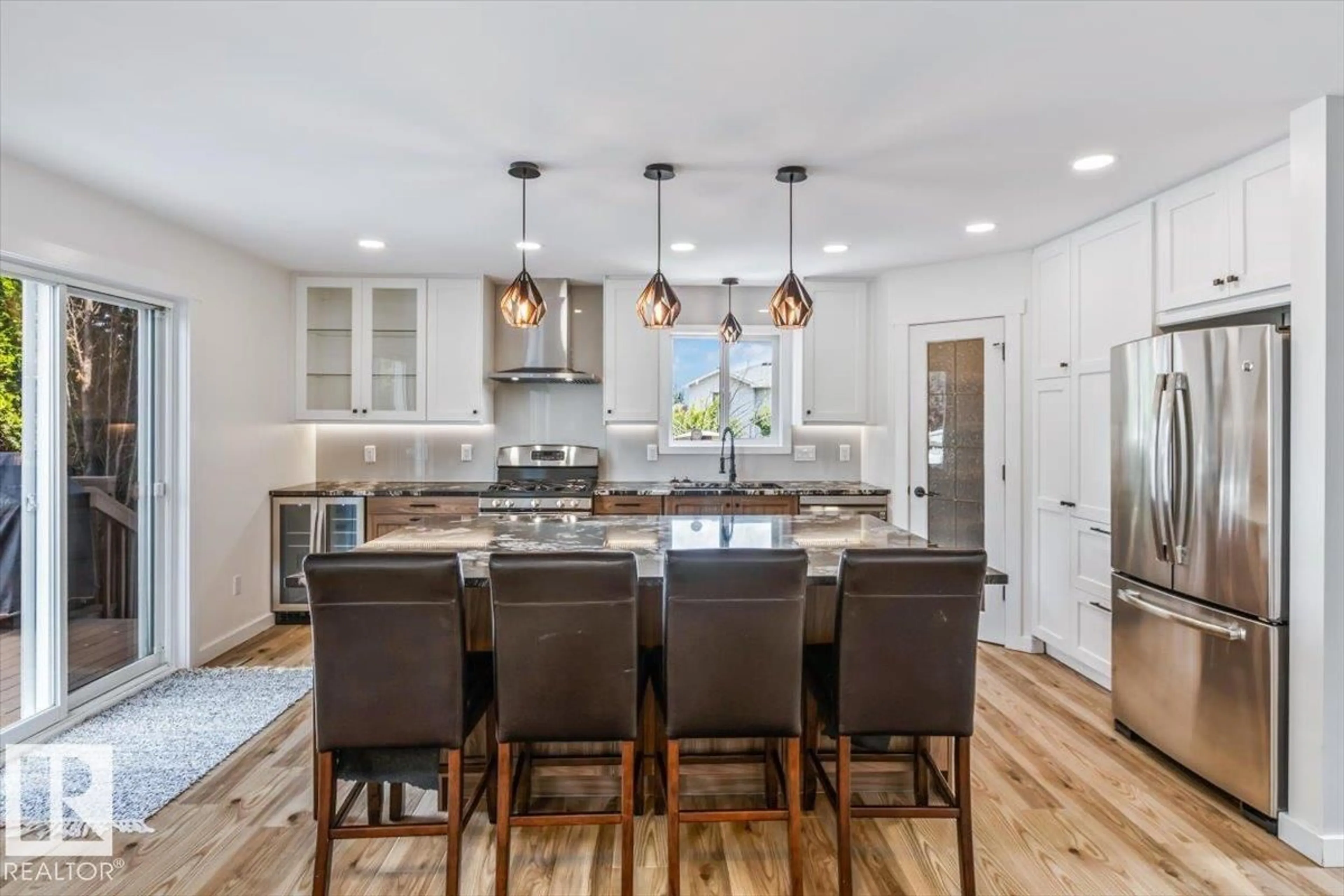 Open concept kitchen, unknown for 661 BEVINGTON PL, Edmonton Alberta T5T6G6