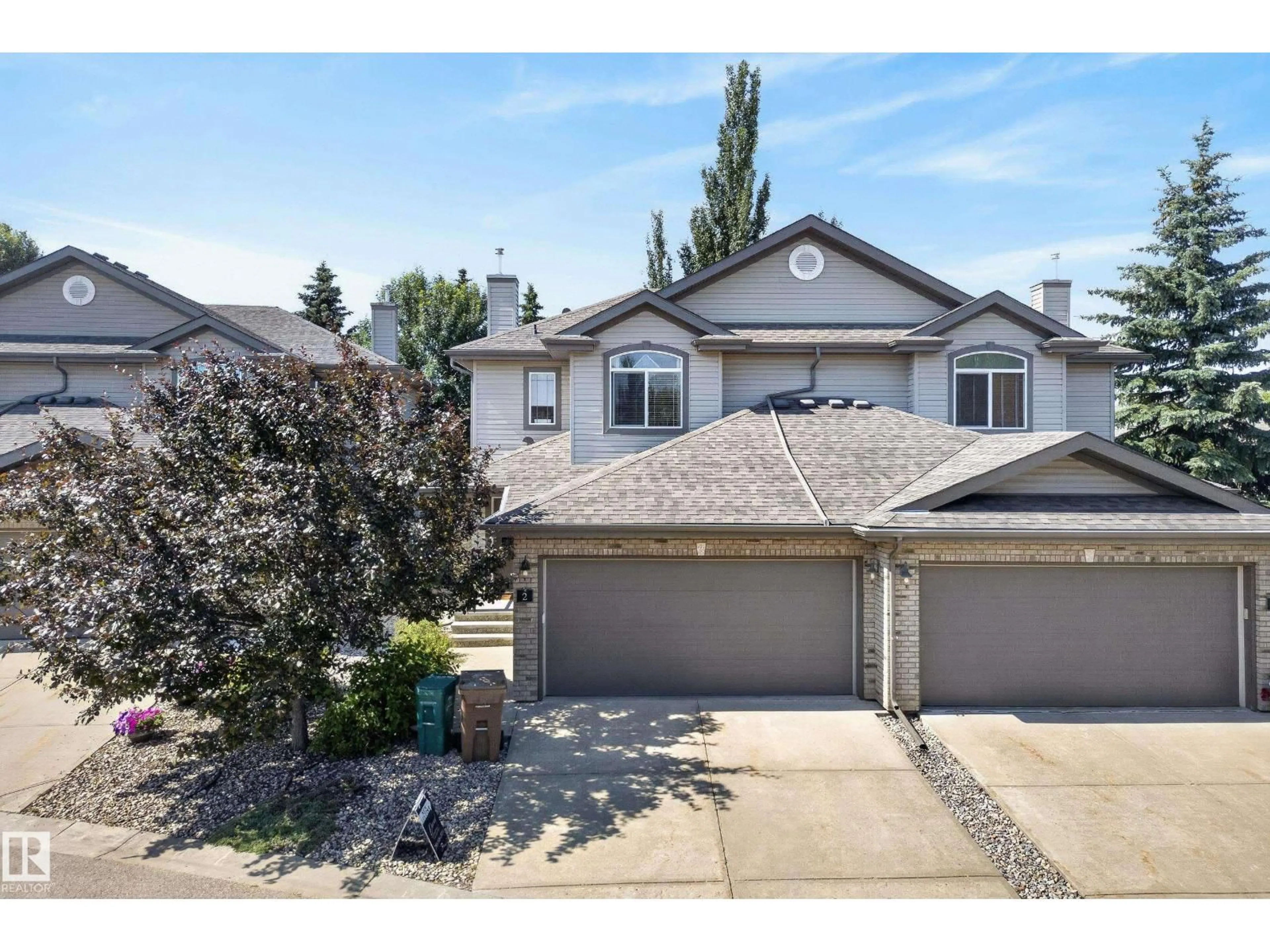 A pic from outside/outdoor area/front of a property/back of a property/a pic from drone, street for #2 - 20 NORMAN CT, St. Albert Alberta T8N7K4