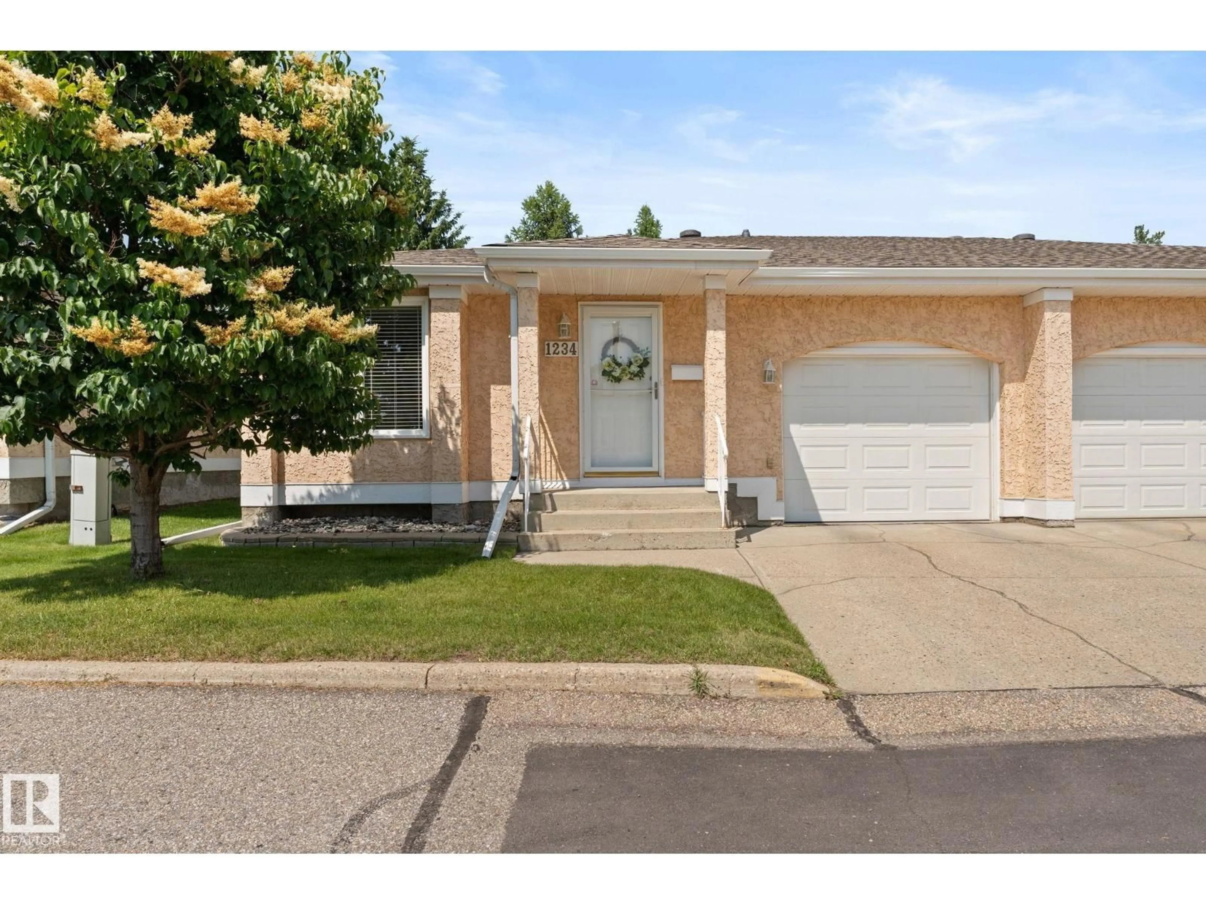 Unknown for NW - 1234 105 ST, Edmonton Alberta T6J6J9