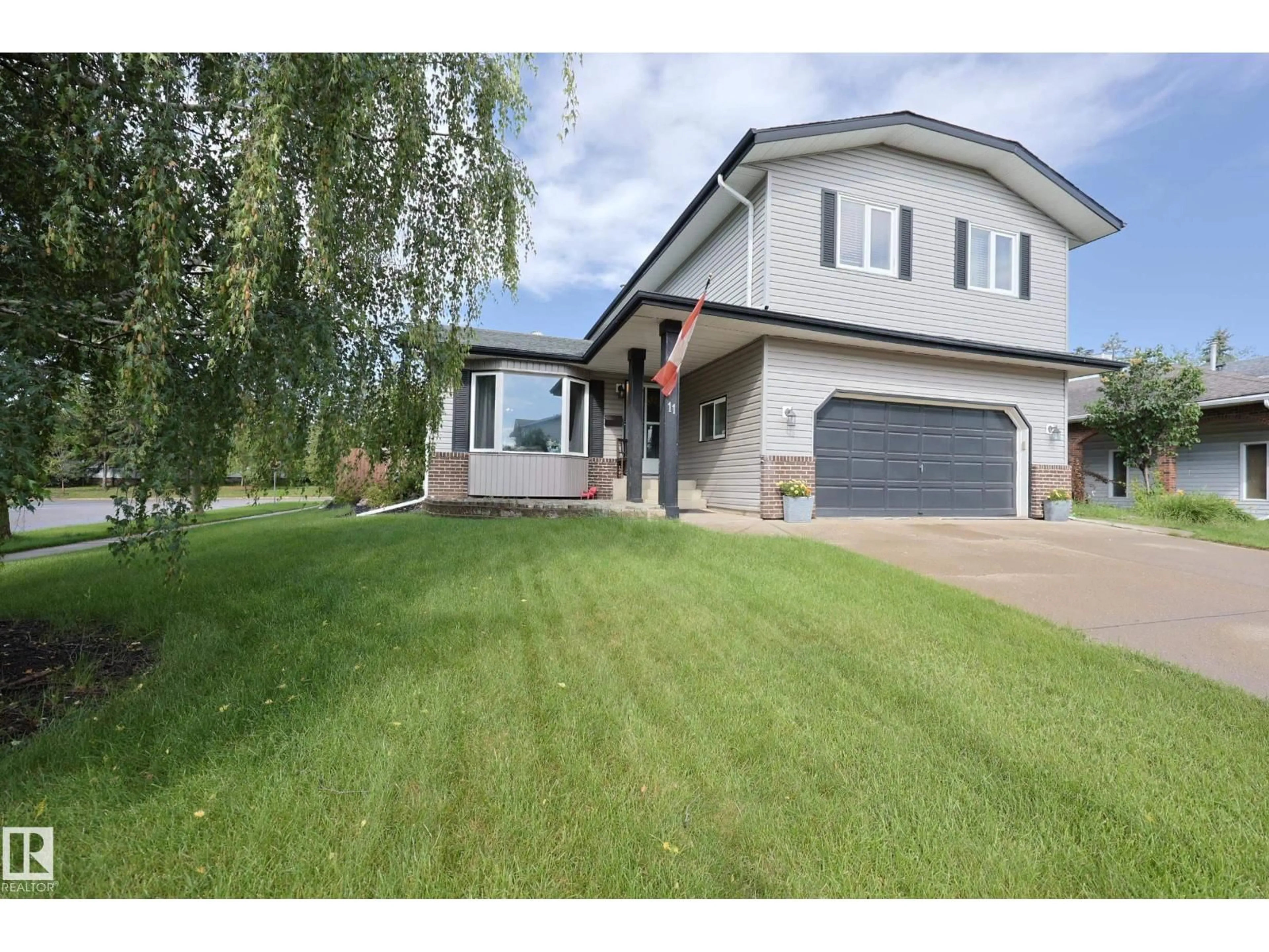 Unknown for 11 LAVOIE PL, St. Albert Alberta T8N4M6