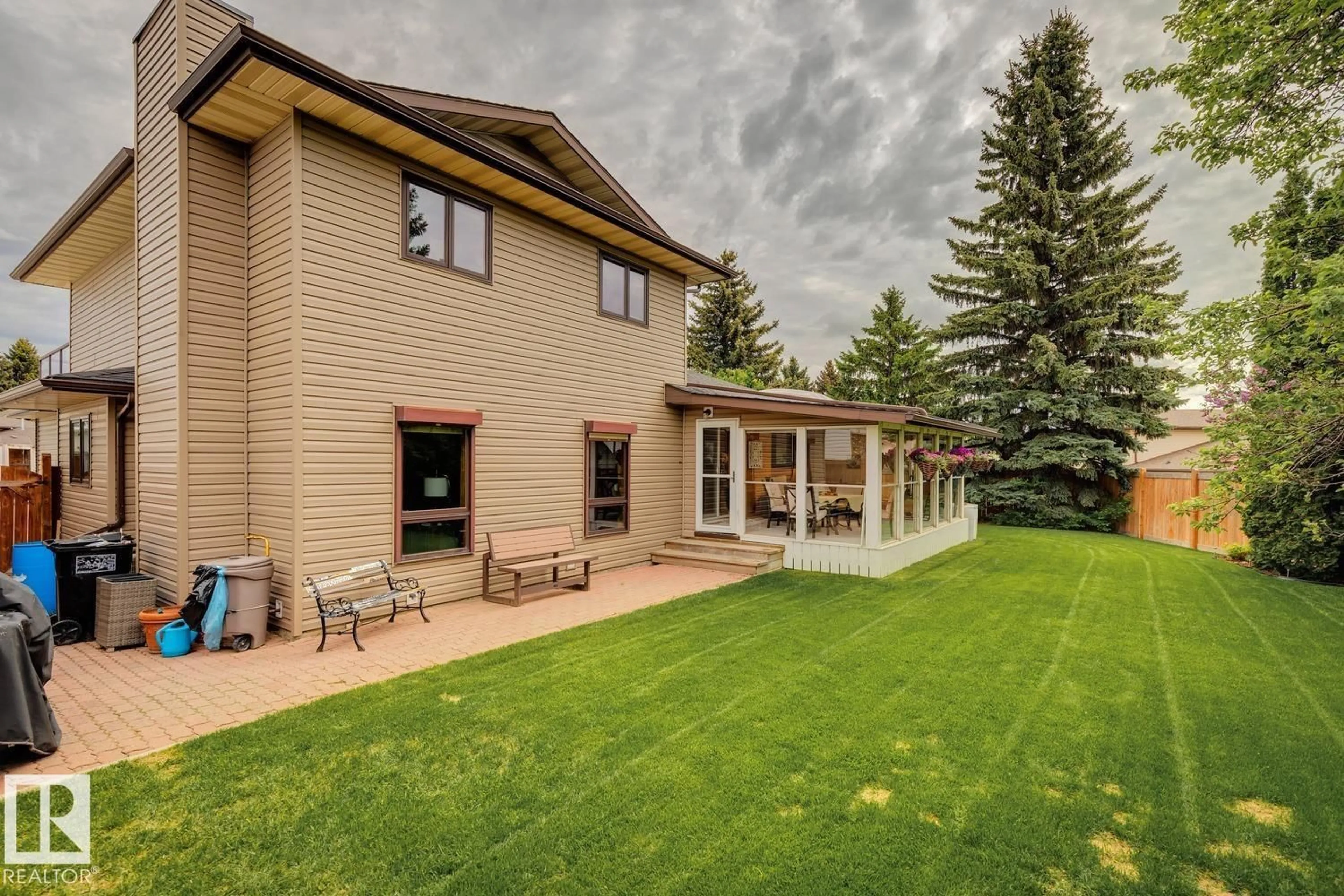 Patio, mountain view for 15804 80 ST, Edmonton Alberta T5Z2V2