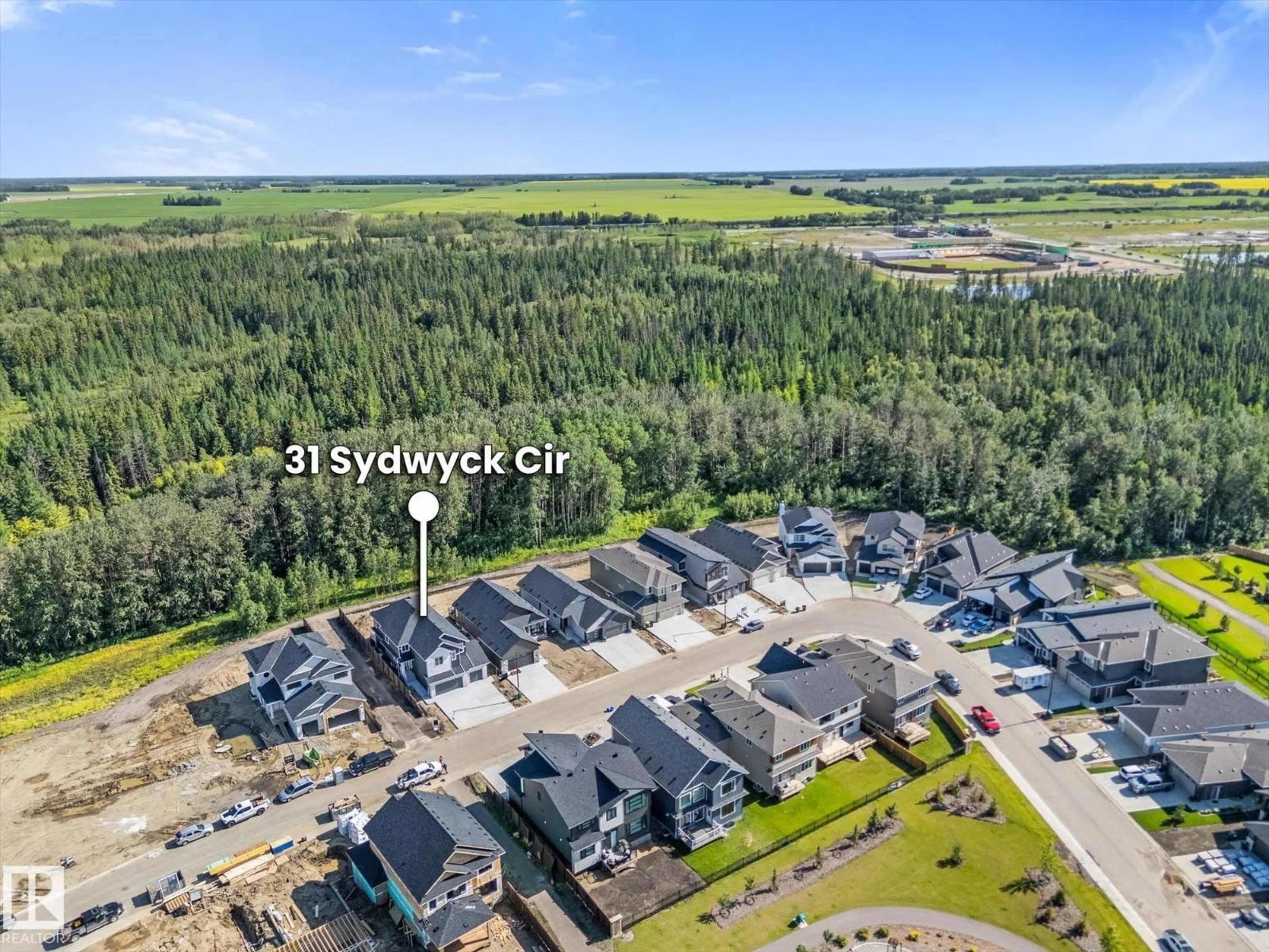 A pic from outside/outdoor area/front of a property/back of a property/a pic from drone, street for 31 SYDWYCK CI, Spruce Grove Alberta T7X4C9