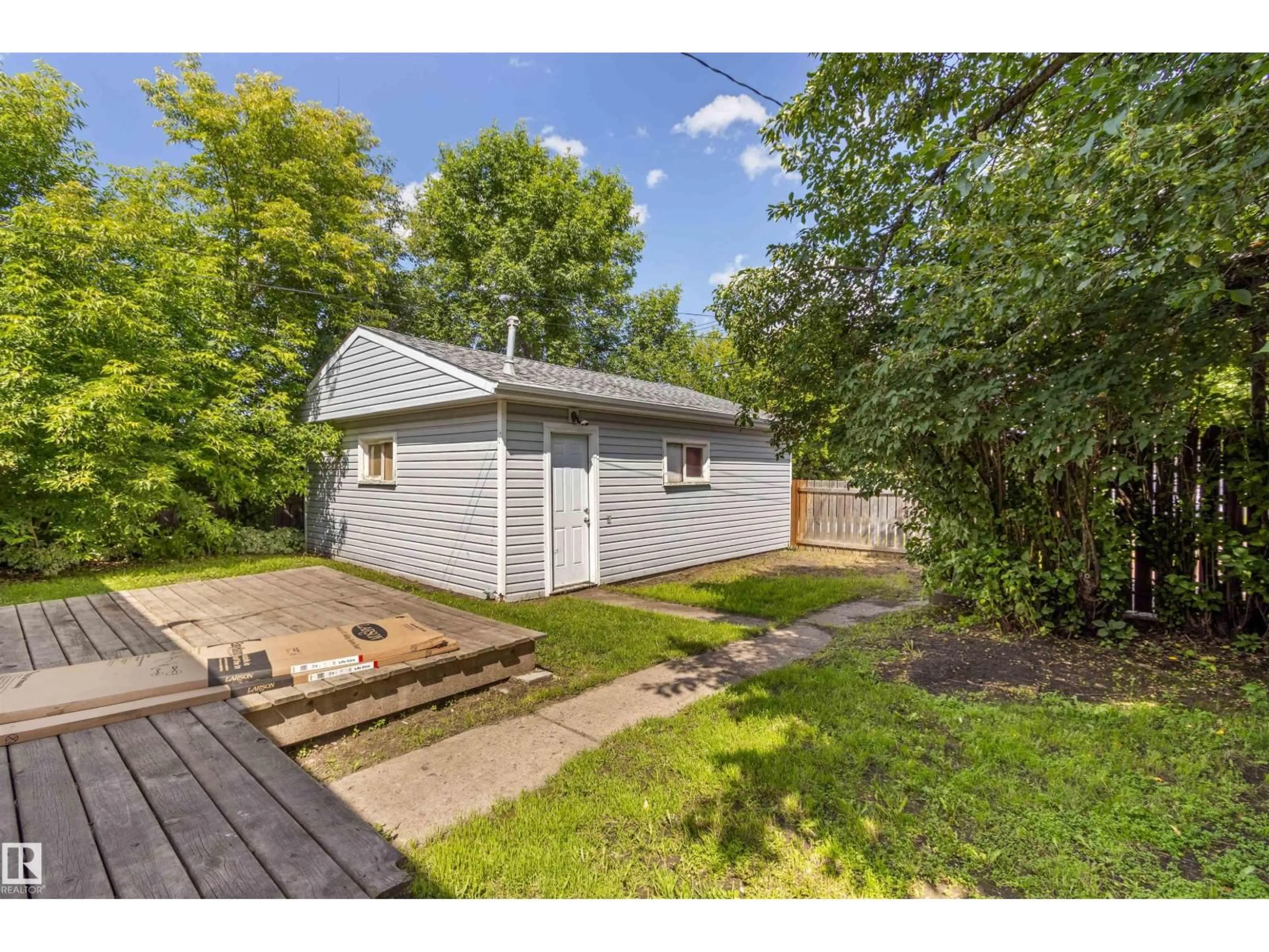 Unknown for 5013 46 ST, Drayton Valley Alberta T7A1C6