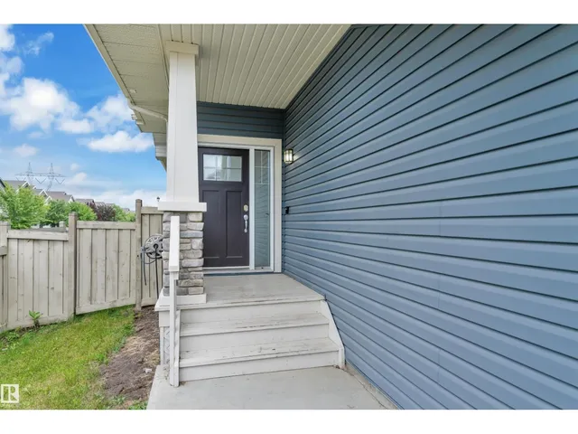1942 CHAPMAN RD, Edmonton 5