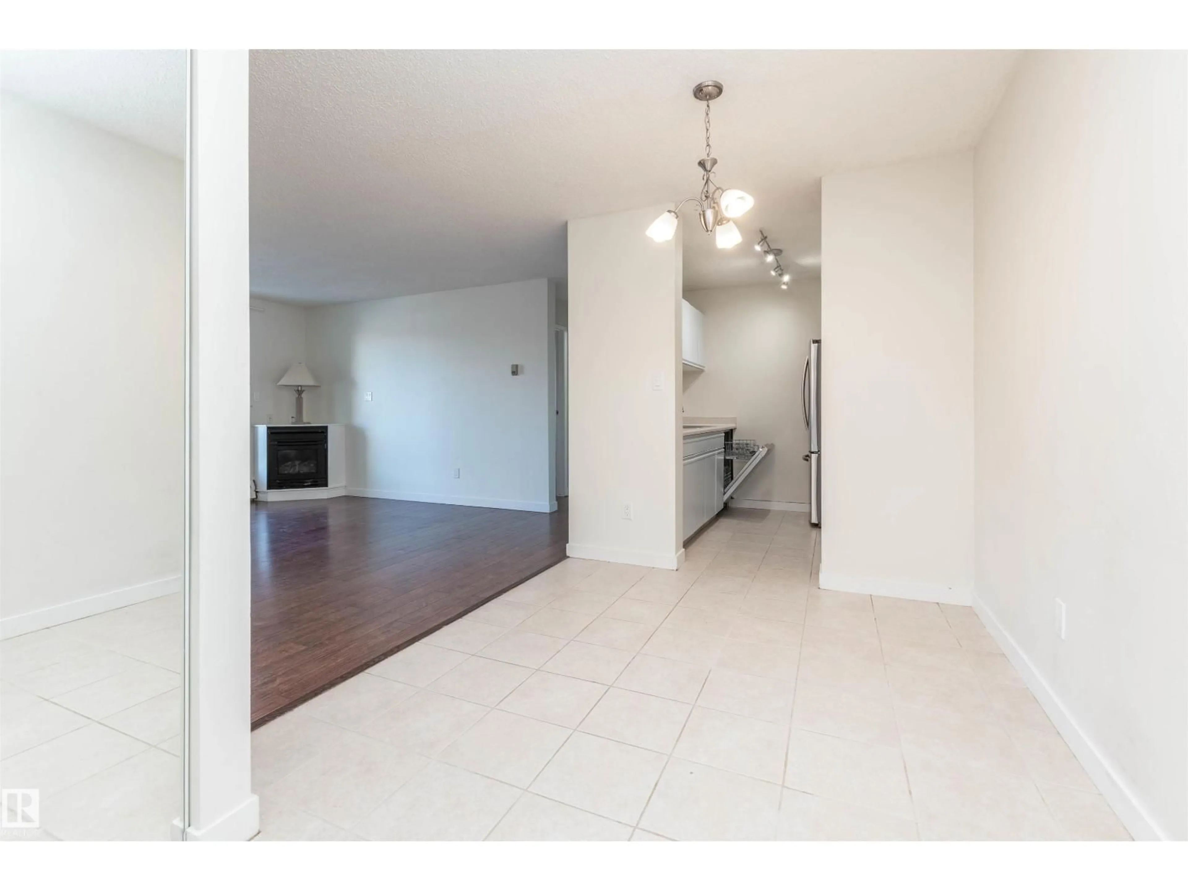 Unknown for 458 10520 120 ST NW, Edmonton Alberta T5H4L9