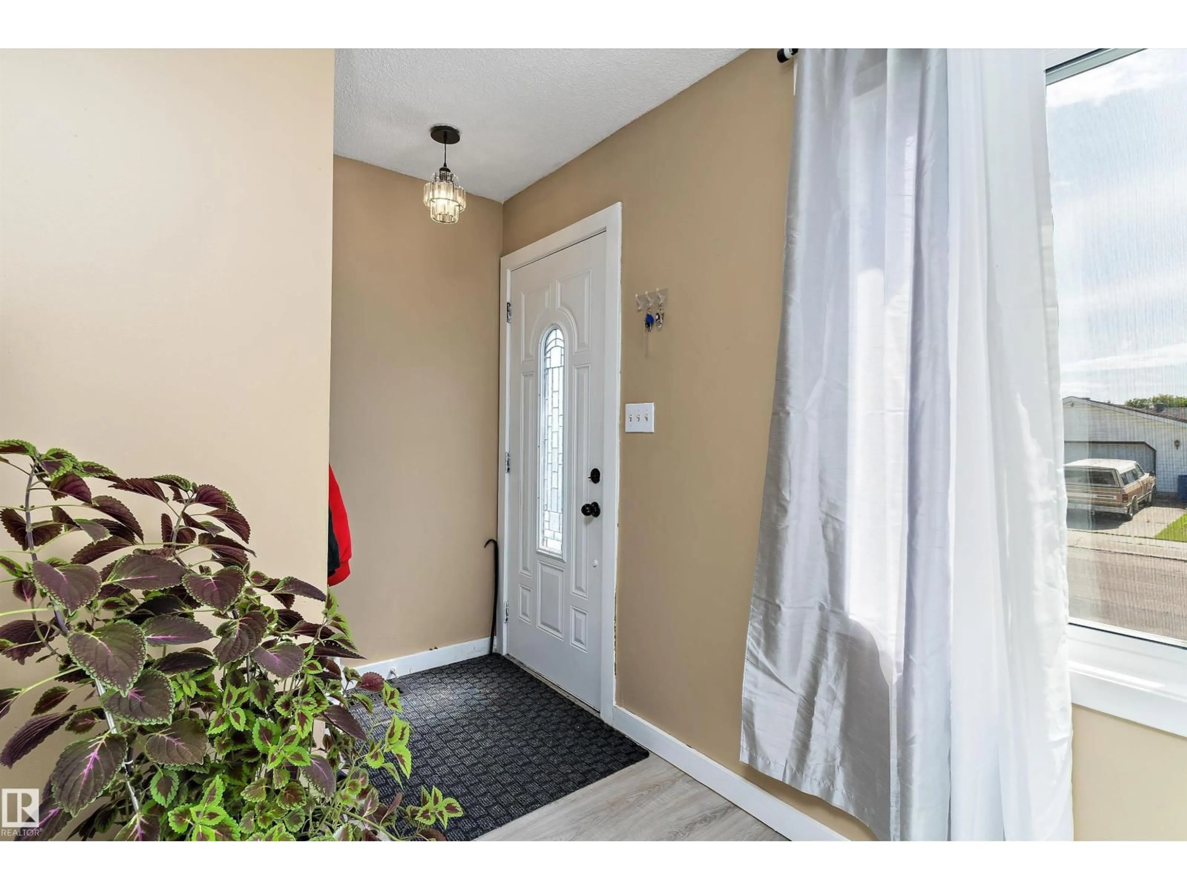 Indoor entryway for 3708 133 AV, Edmonton Alberta T5A3E9
