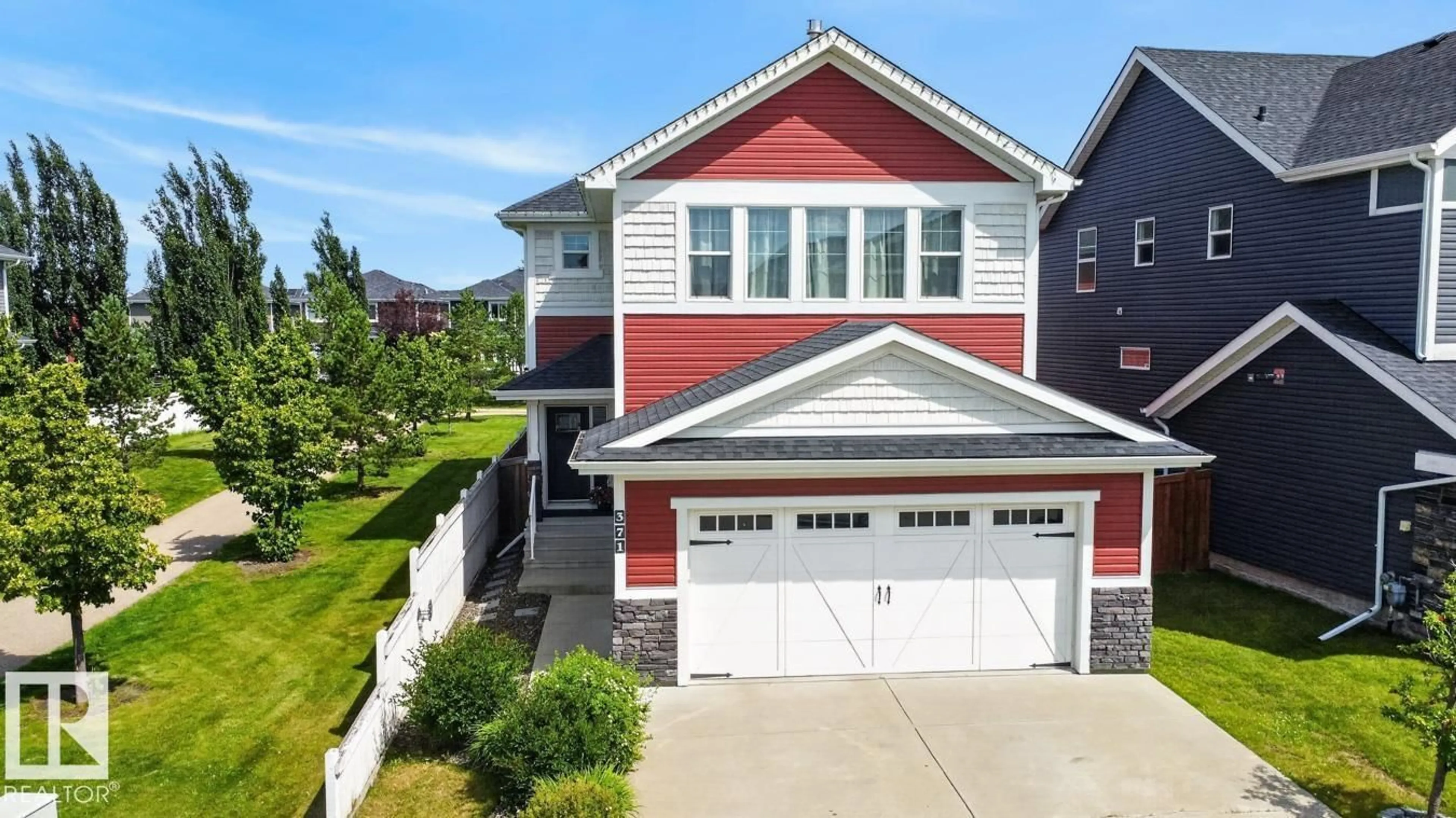 Home with vinyl exterior material, street for 371 SIMPKINS WD, Leduc Alberta T9E0Y4