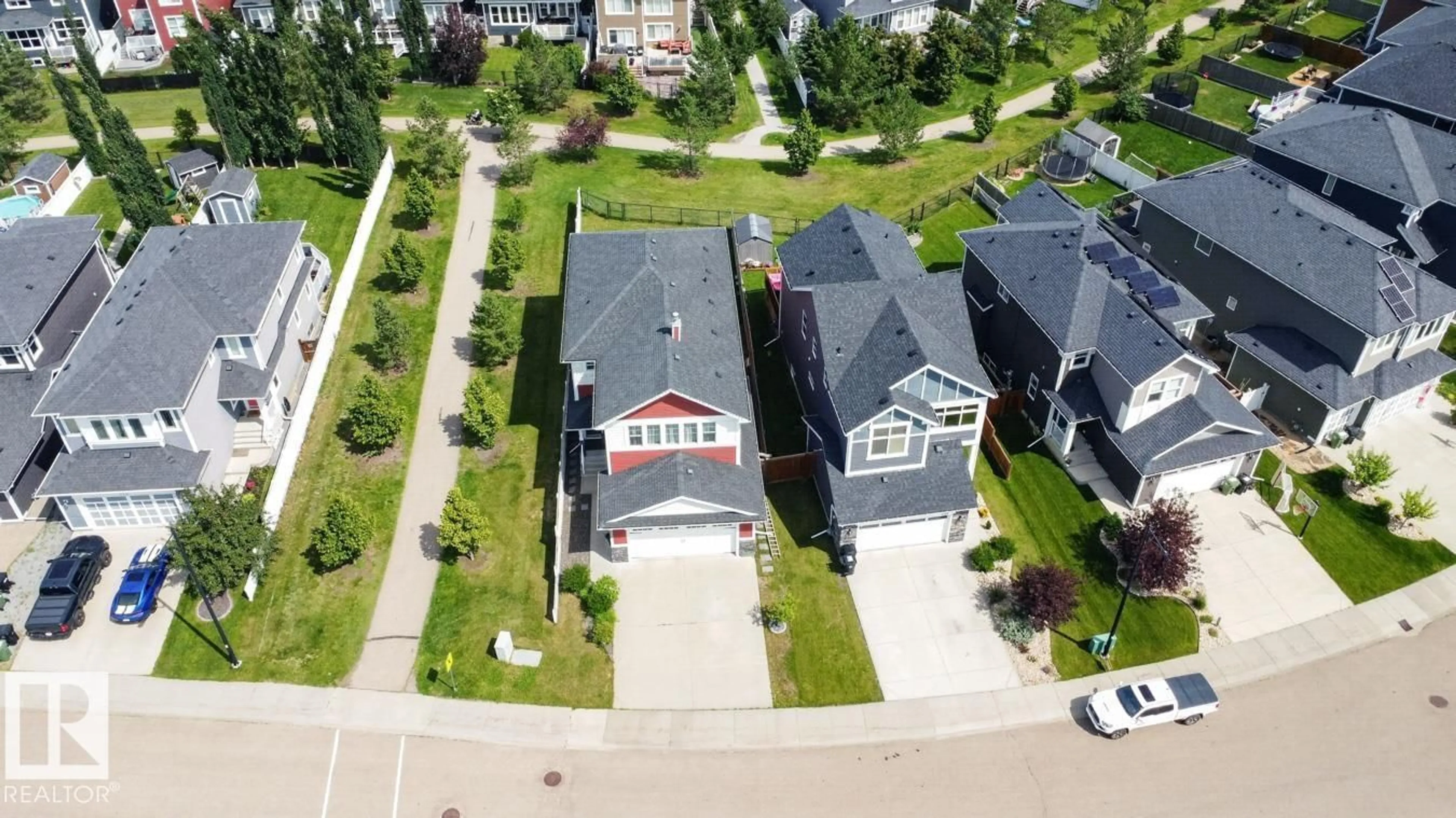 A pic from outside/outdoor area/front of a property/back of a property/a pic from drone, street for 371 SIMPKINS WD, Leduc Alberta T9E0Y4
