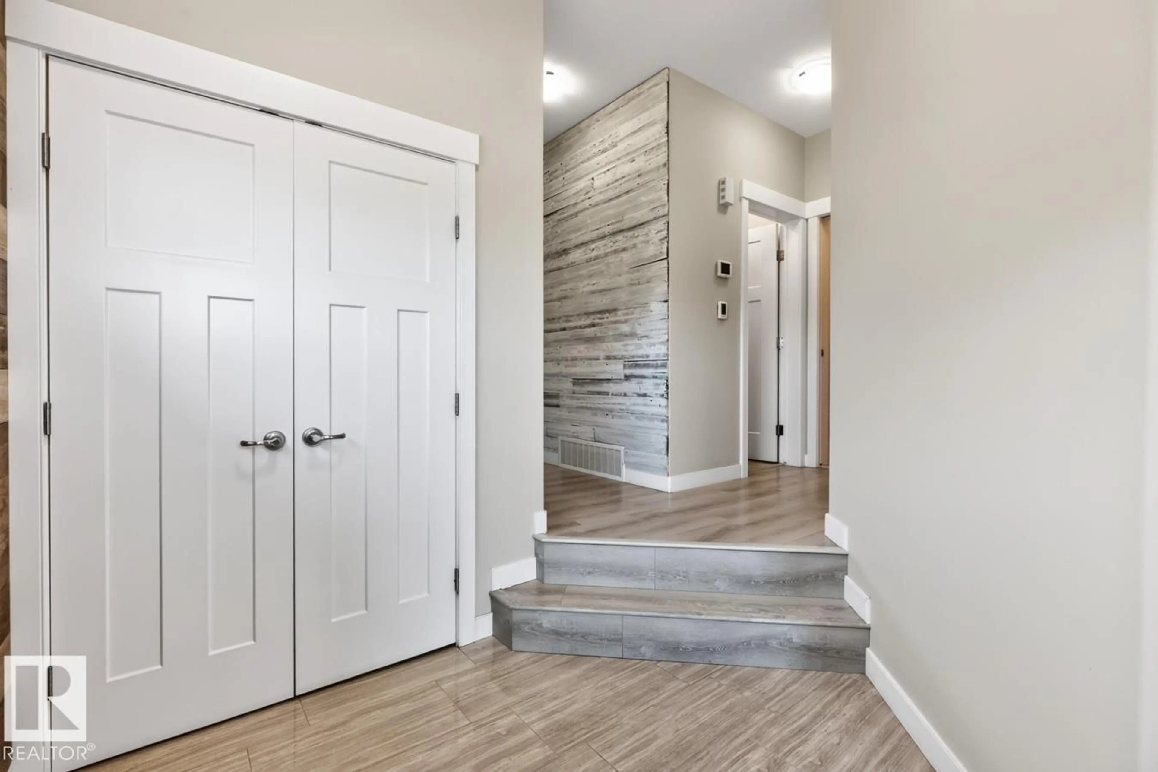 Indoor entryway for 371 SIMPKINS WD, Leduc Alberta T9E0Y4