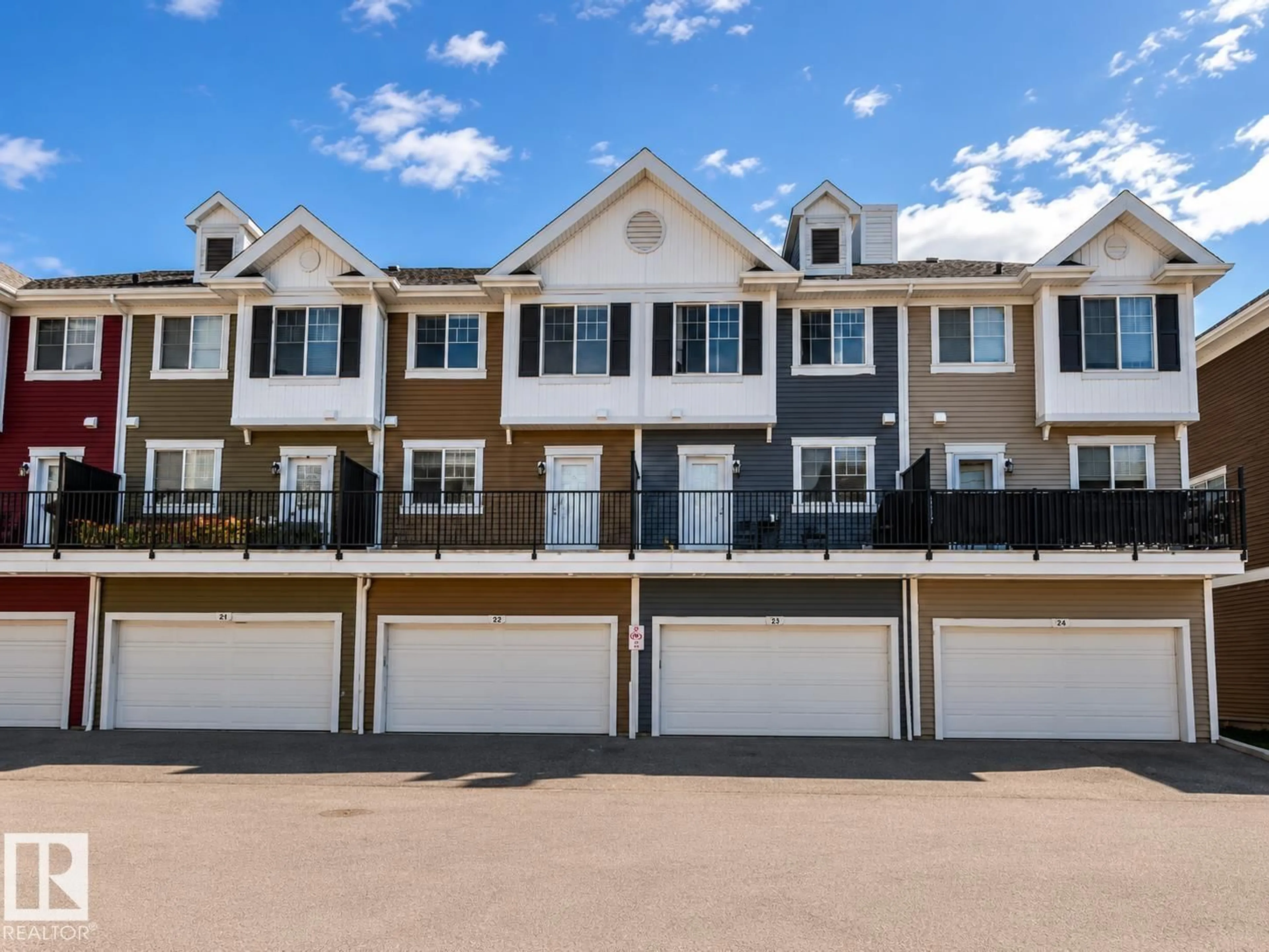A pic from outside/outdoor area/front of a property/back of a property/a pic from drone, unknown for #106 - 8530 94 ST, Fort Saskatchewan Alberta T8L0V8