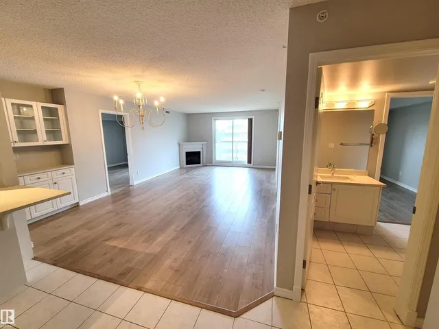 #1002 - 9741 110 ST, Edmonton 4