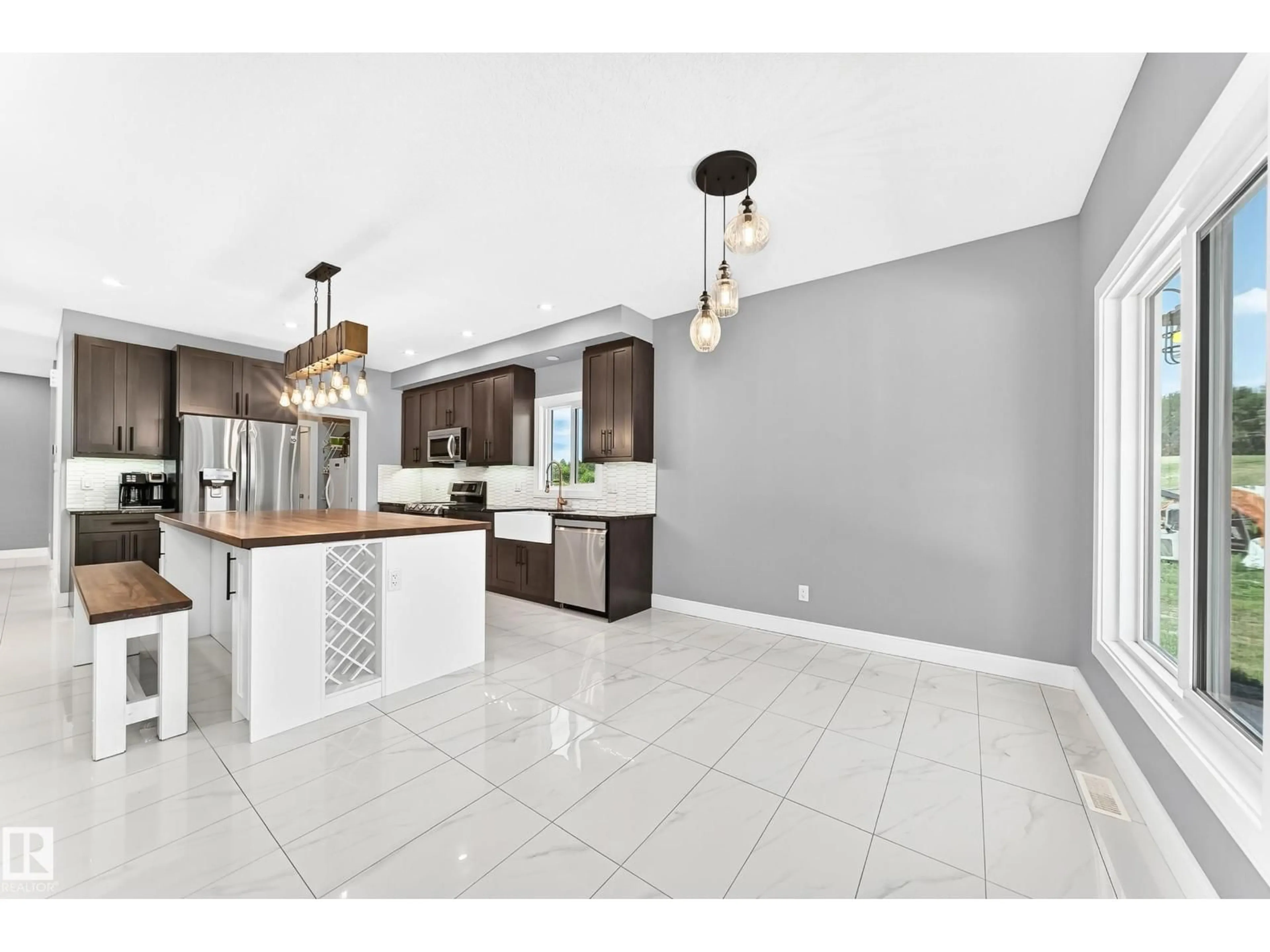 Open concept kitchen, ceramic/tile floor for 1226 TWP ROAD 540, Rural Parkland County Alberta T7Y0H8
