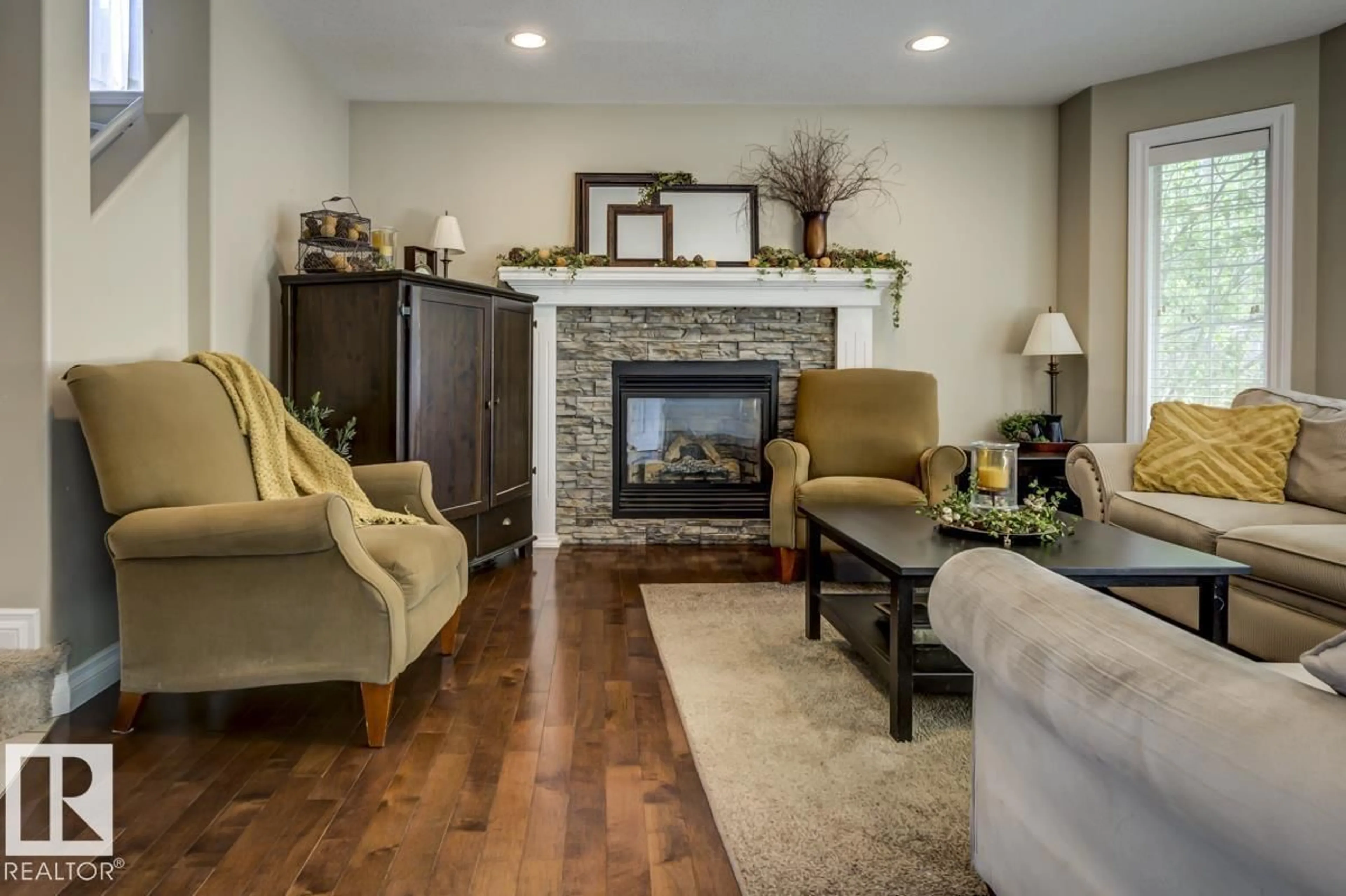Living room with furniture, unknown for NW - 11522 93 ST, Edmonton Alberta T5C0Z2