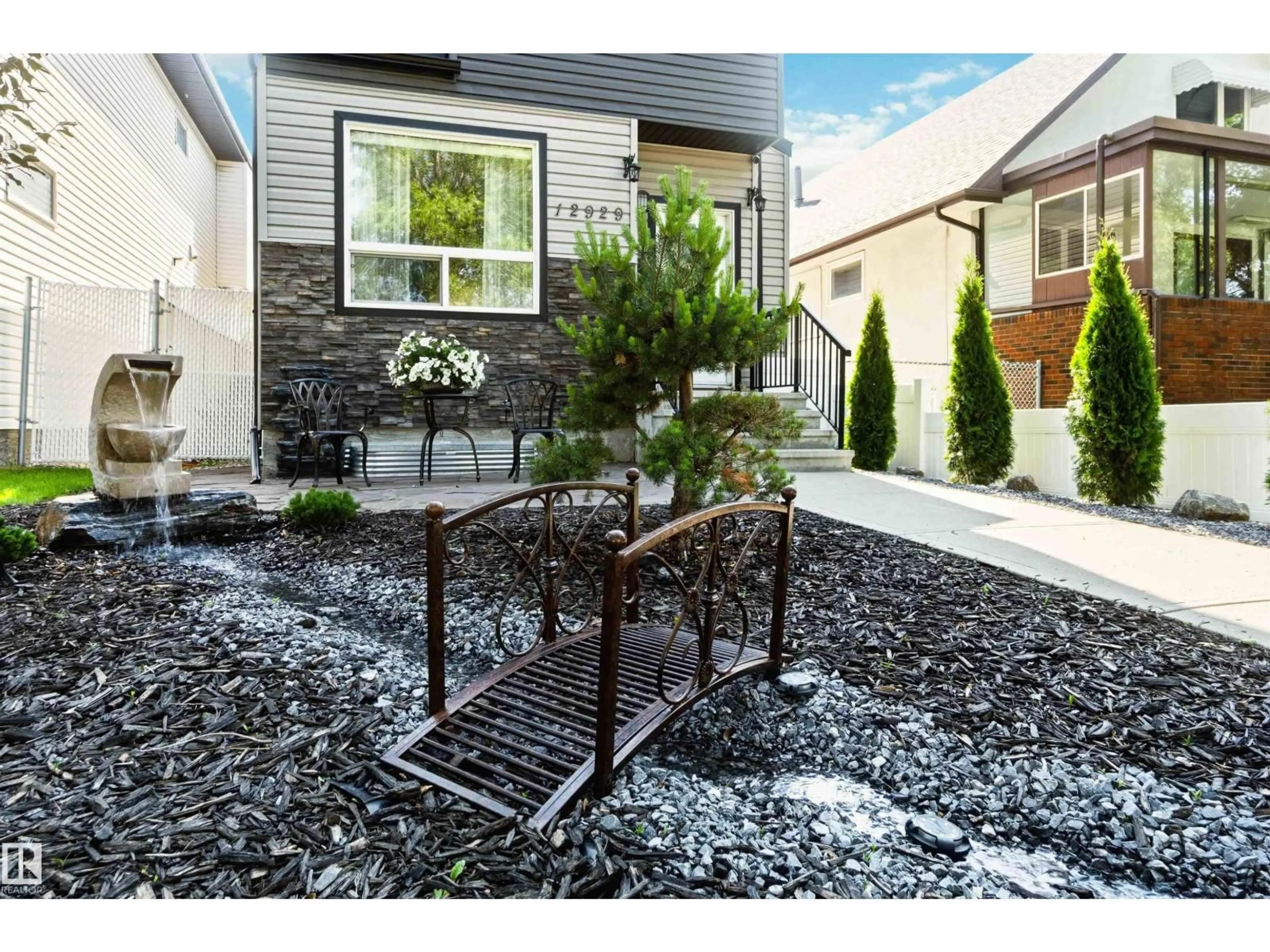 Patio, street for 12929 122 ST, Edmonton Alberta T5L0E8