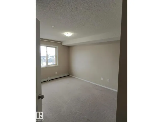 #303 - 1060 MCCONACHIE BV, Edmonton 3