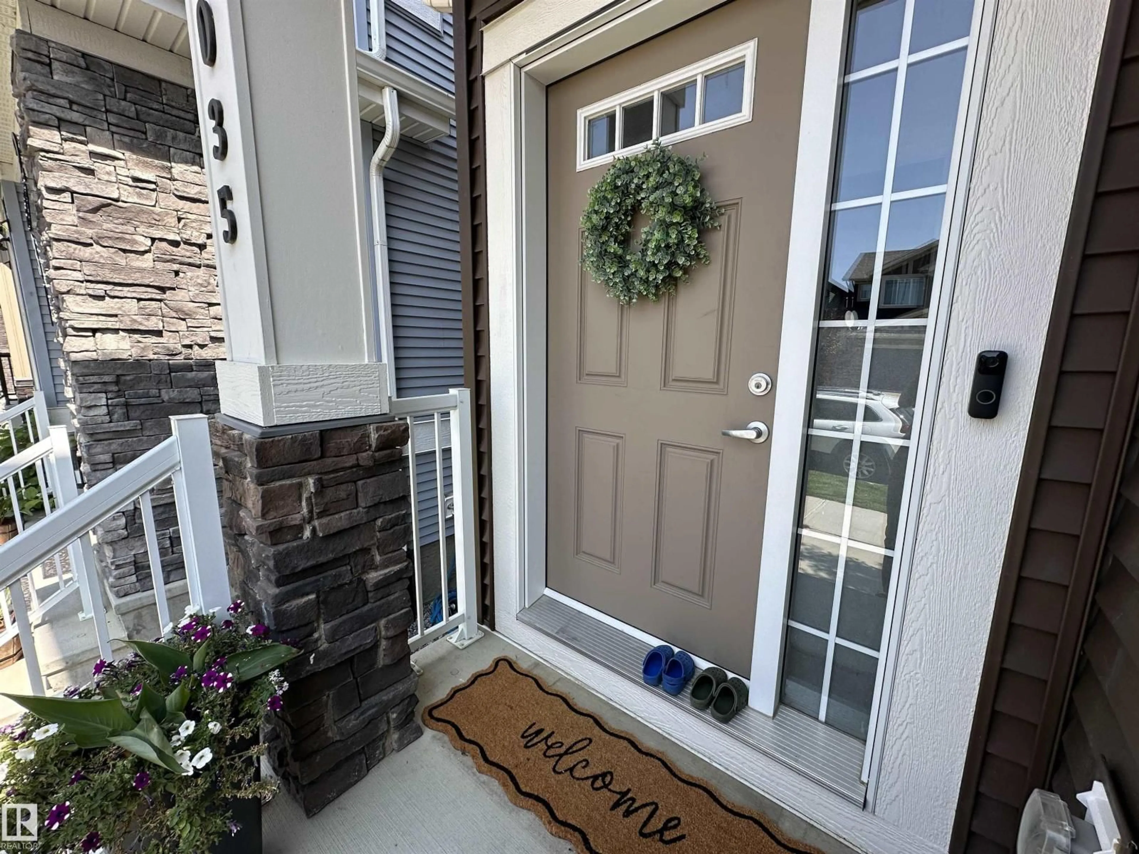 Indoor entryway for SW - 2035 160 ST, Edmonton Alberta T6W4E7
