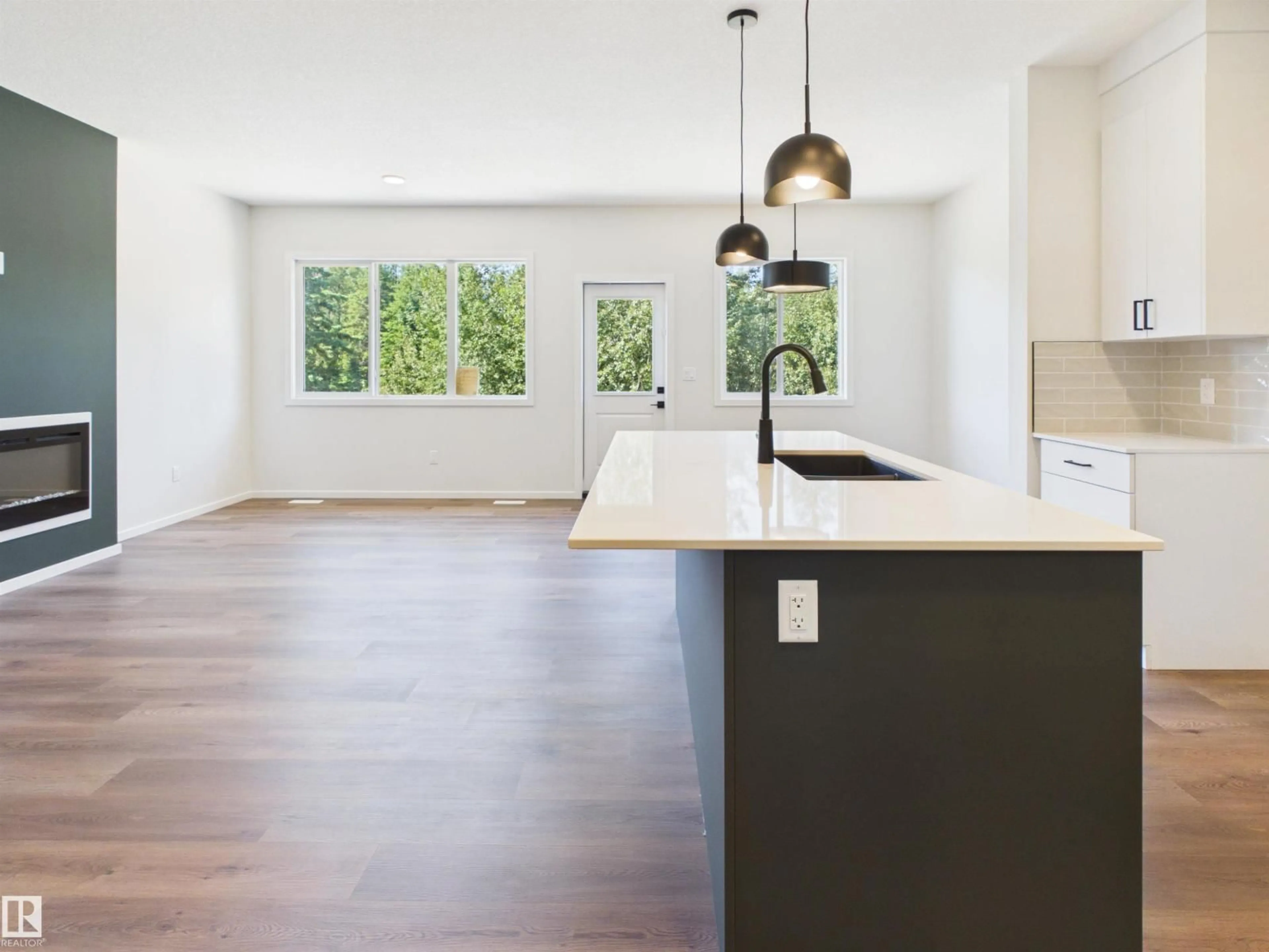 Open concept kitchen, unknown for 119 HILTON CV, Spruce Grove Alberta T7X1Y4