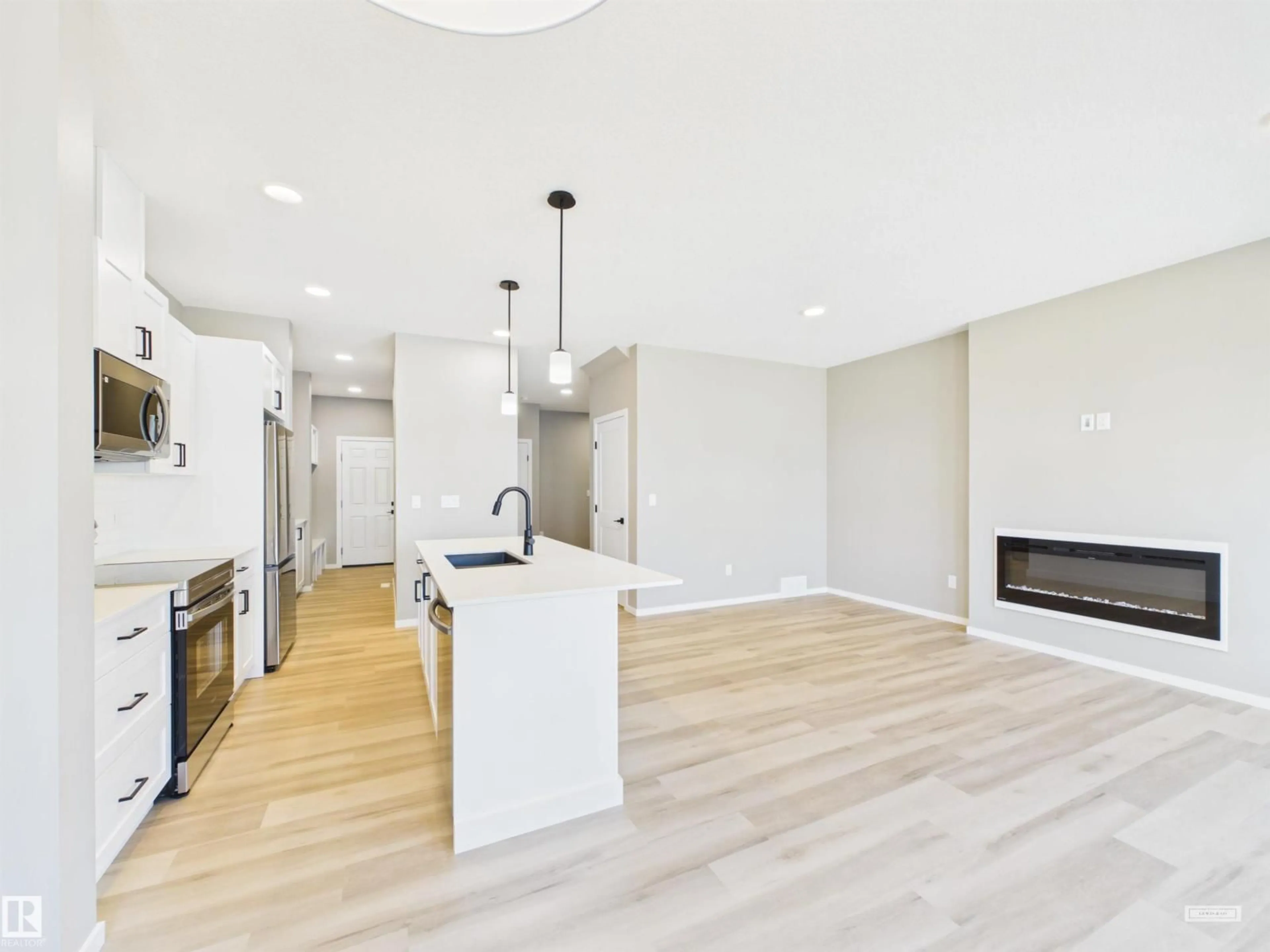 Open concept kitchen, unknown for 119 HILTON CV, Spruce Grove Alberta T7X1Y4