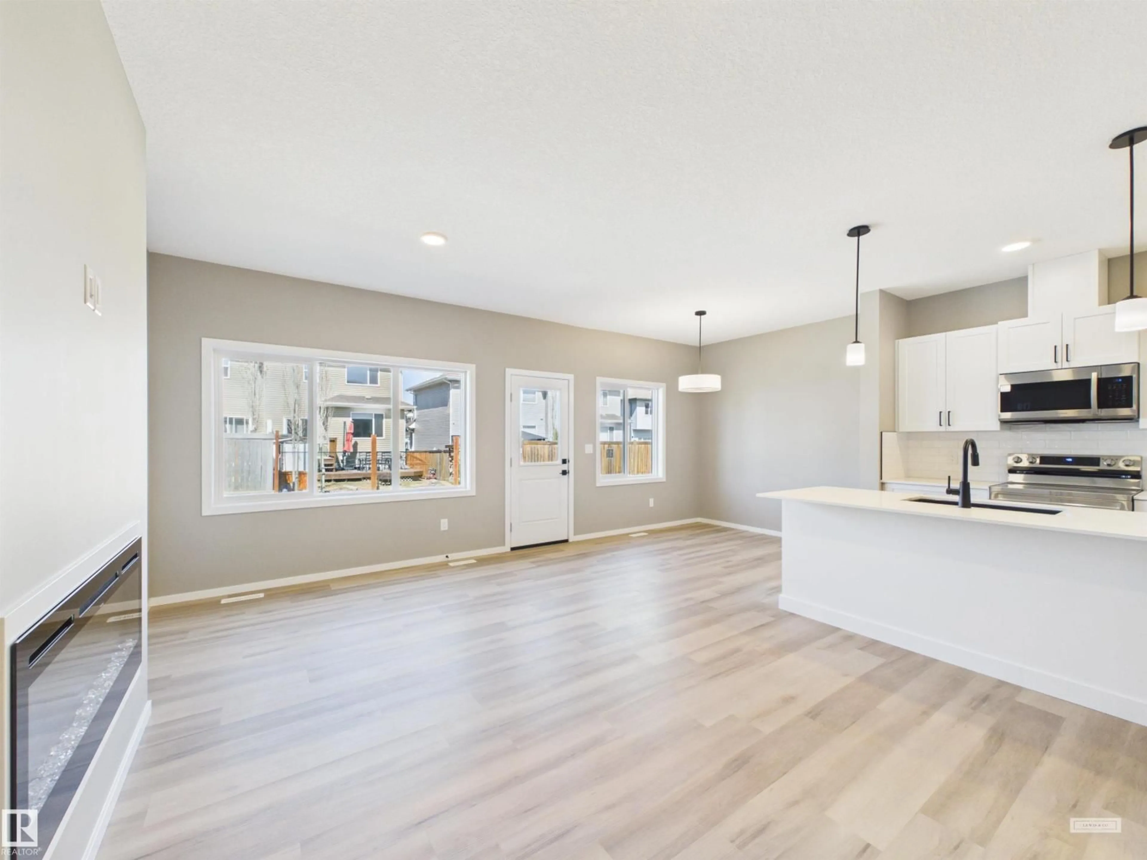 Open concept kitchen, unknown for 119 HILTON CV, Spruce Grove Alberta T7X1Y4