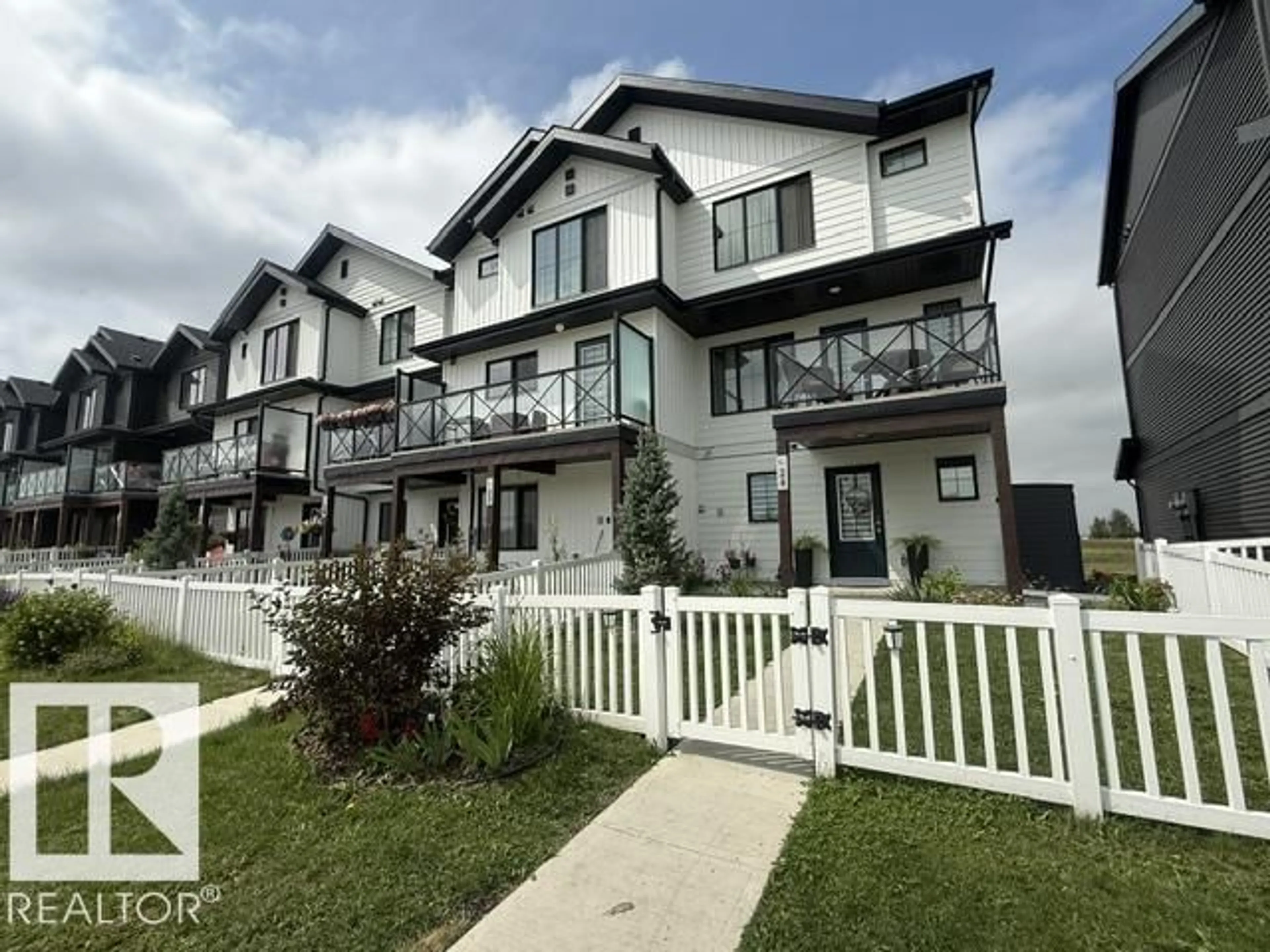 Unknown for 24 JENSEN GA, St. Albert Alberta T8N7Y5