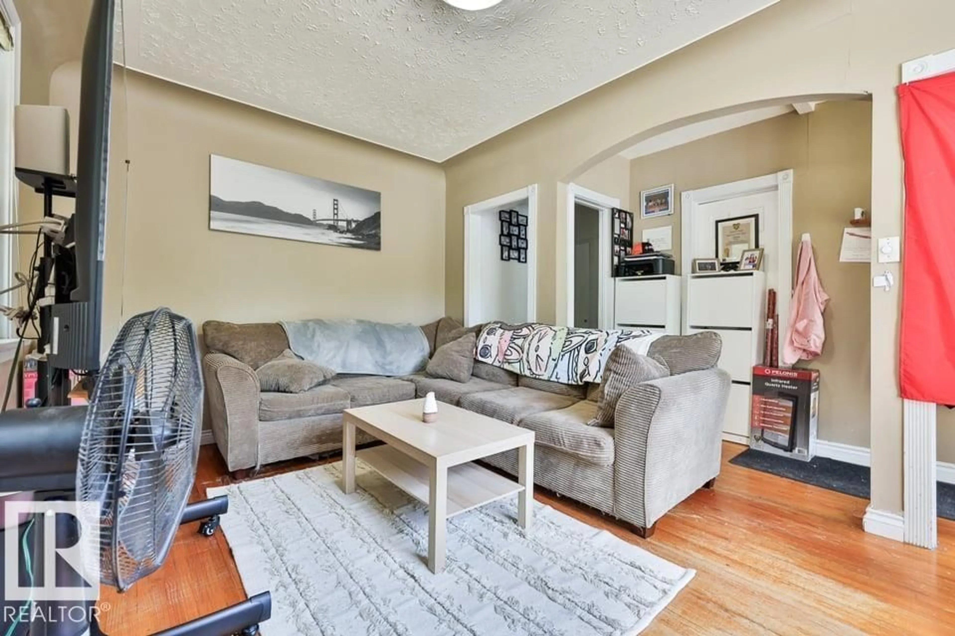 Living room with furniture, unknown for NW - 12347 90 ST, Edmonton Alberta T5B3Z6