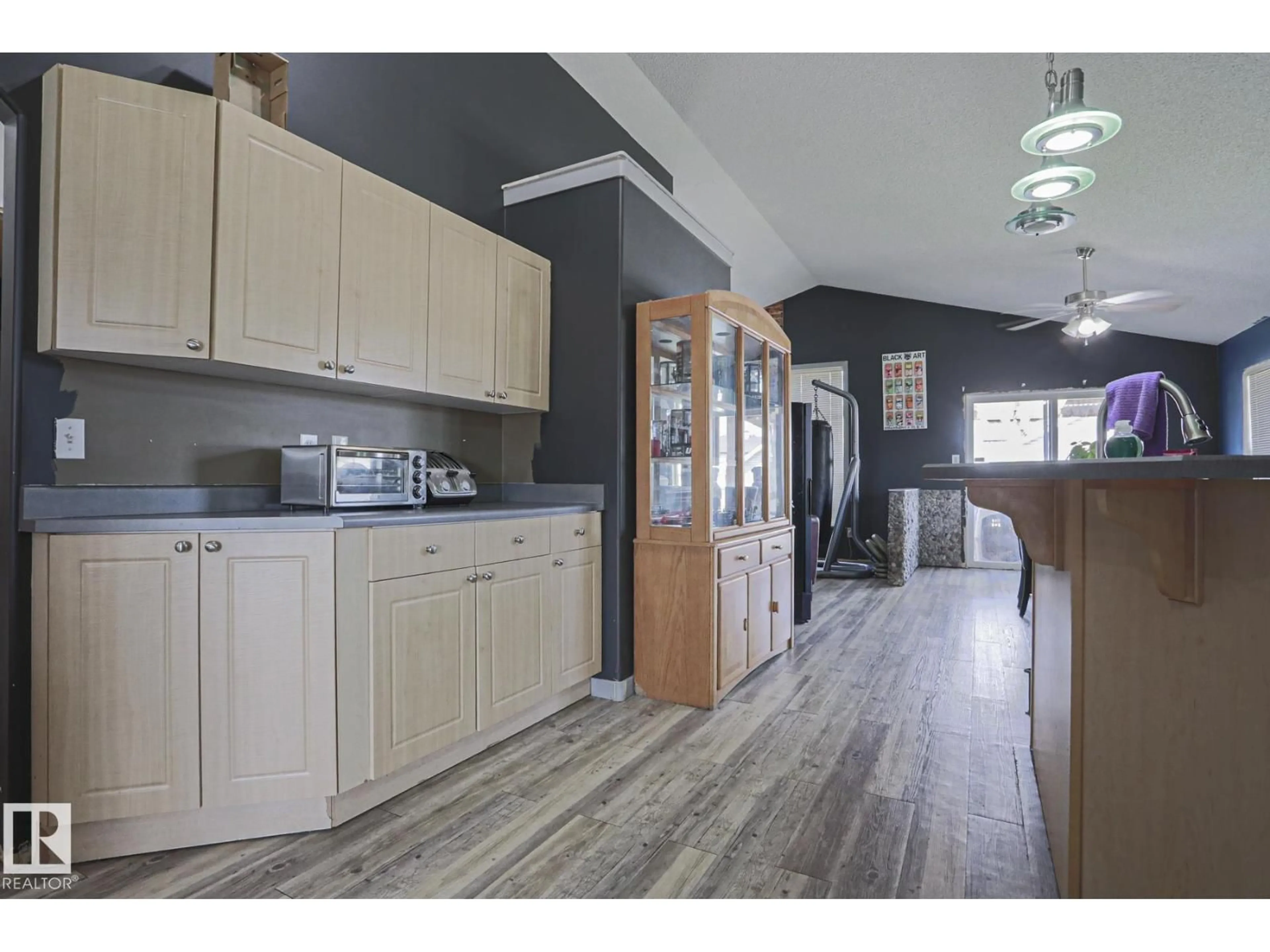 Open concept kitchen, unknown for 4506 154 AV, Edmonton Alberta T5Y3H3