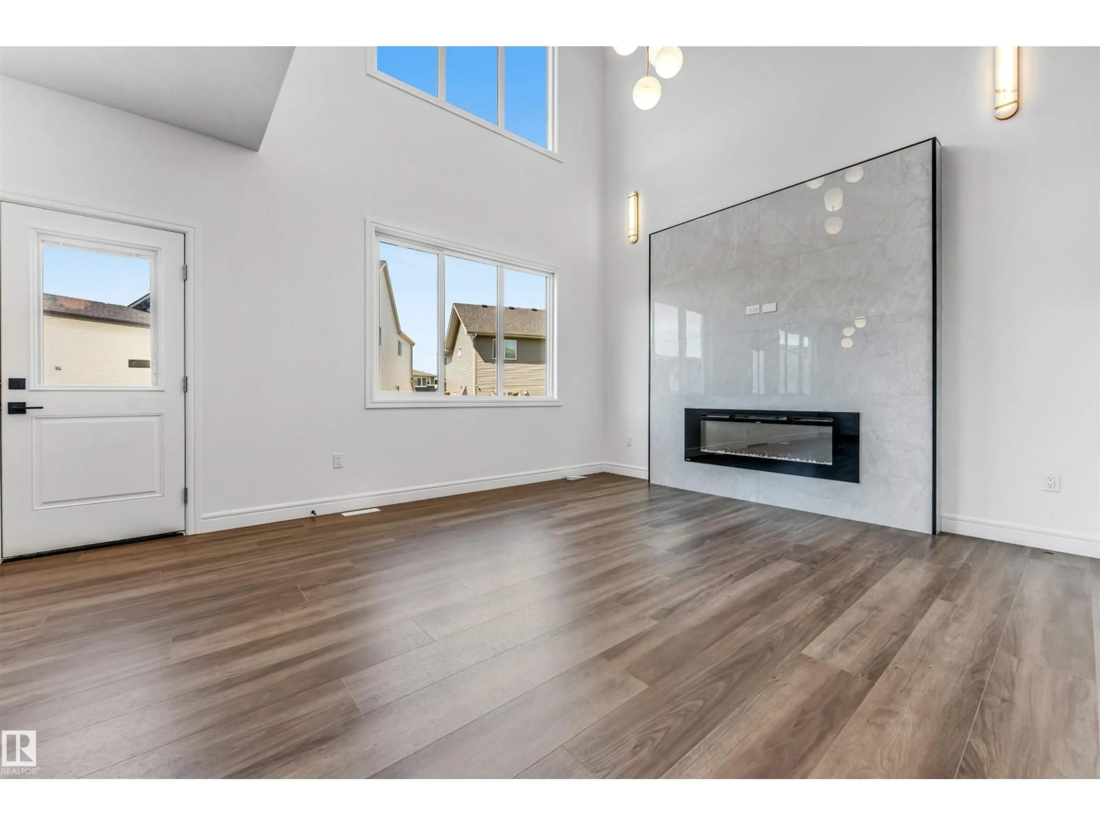 A pic of a room for NW - 19420 25 AV, Edmonton Alberta T6J7J7