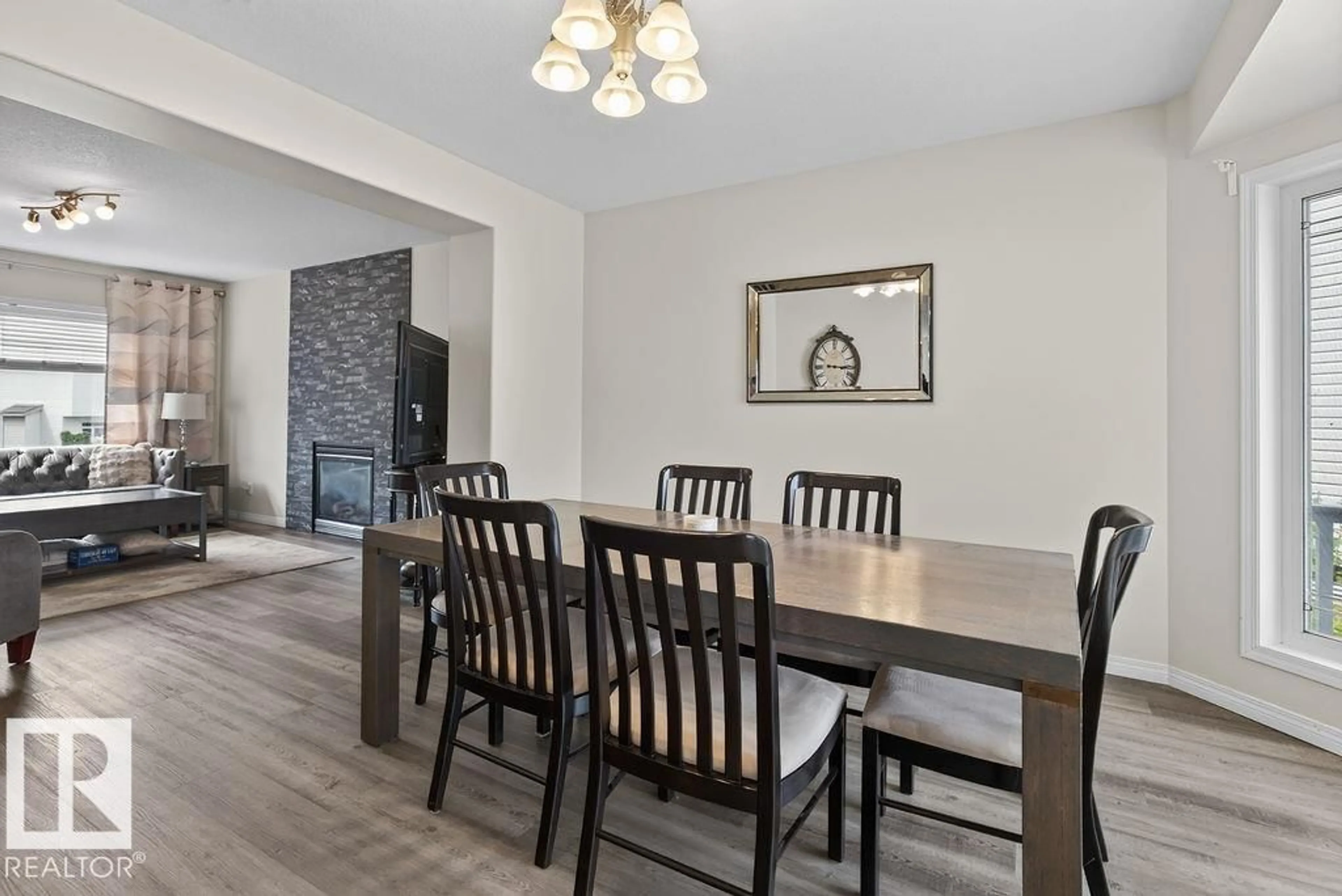 Dining room, wood/laminate floor for 20431 57 AV, Edmonton Alberta T6M0A9