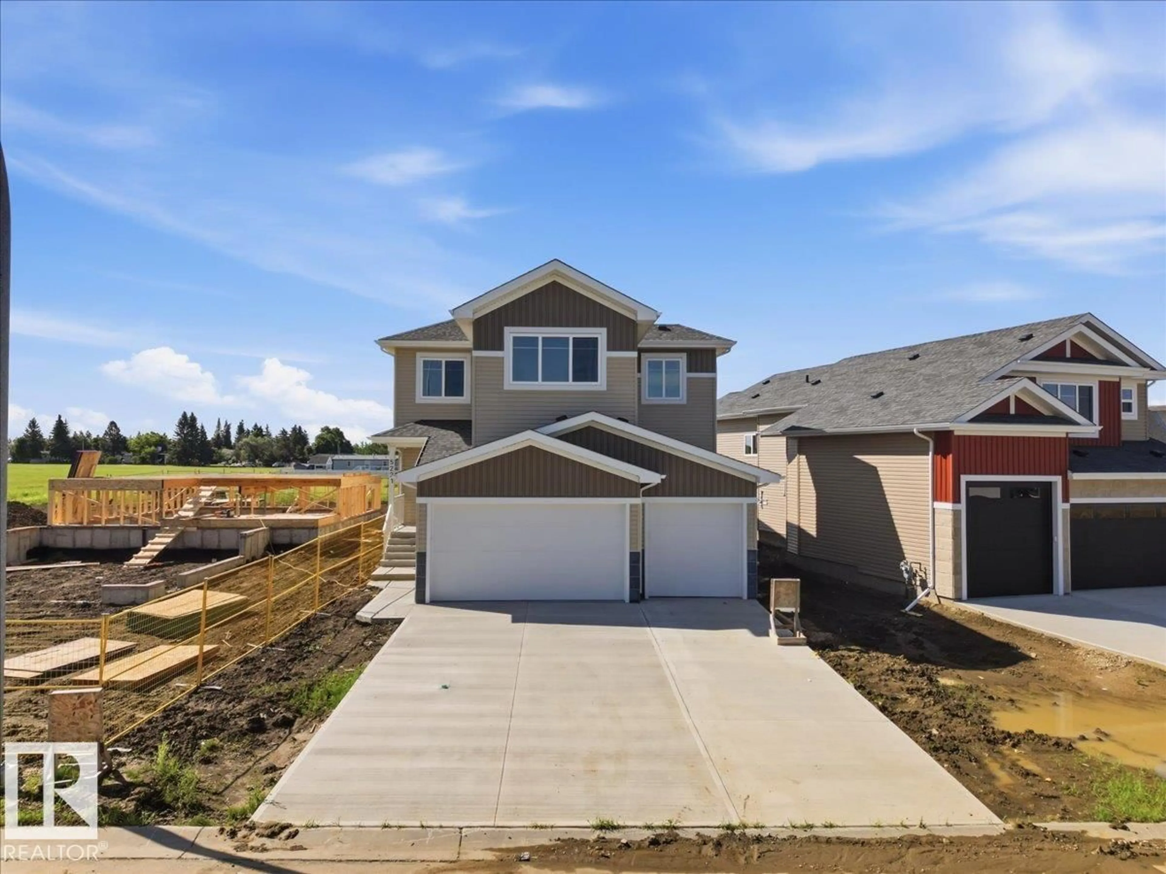 Home with vinyl exterior material, street for 5221 47 AVE, Calmar Alberta T0C0V0