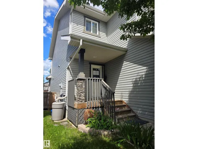 4 SPRINGWOOD WY, Spruce Grove 3