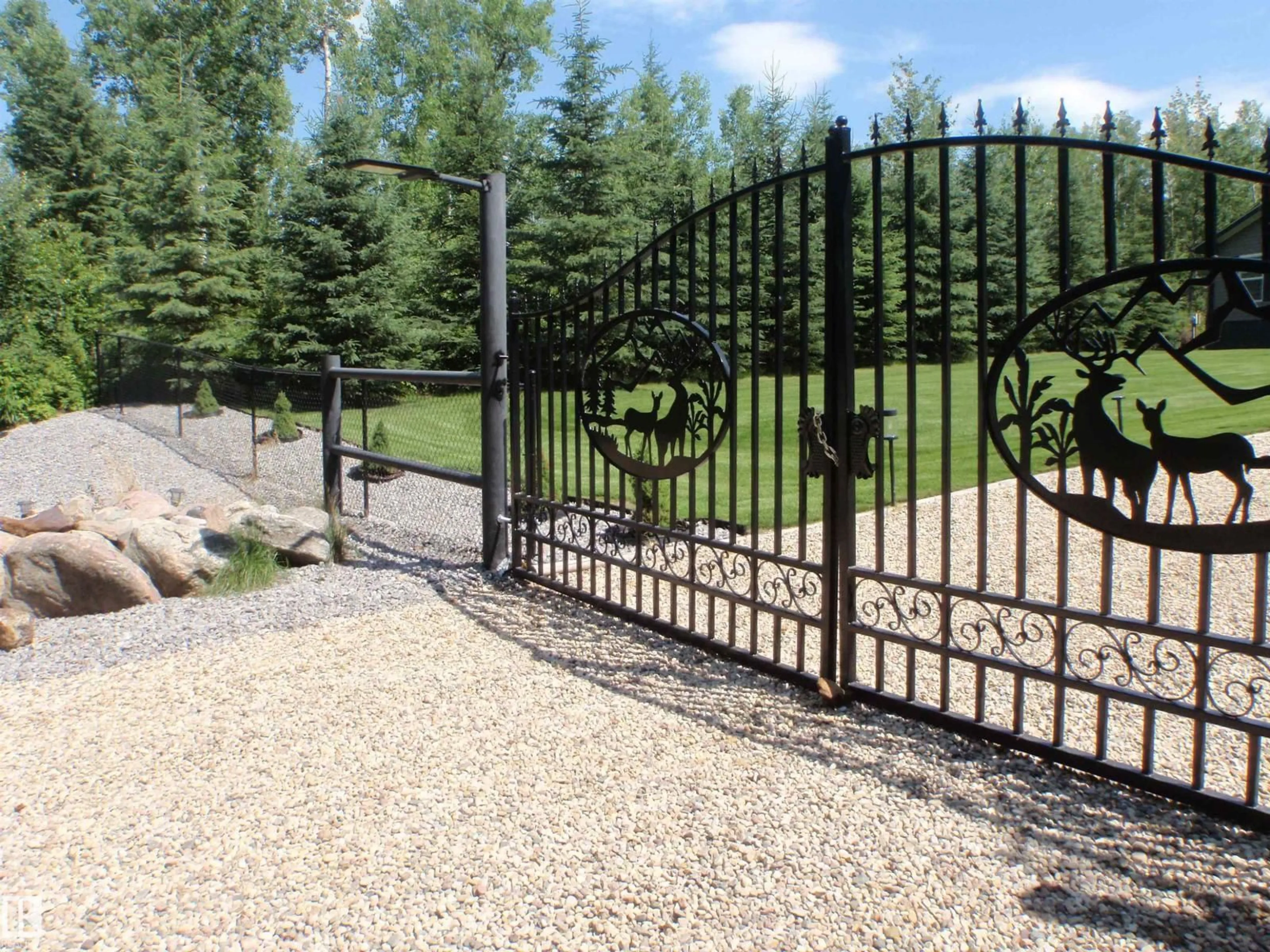 Patio, street for 59316 - 68 RGE RD 54, Rural Barrhead County Alberta T7N1N3
