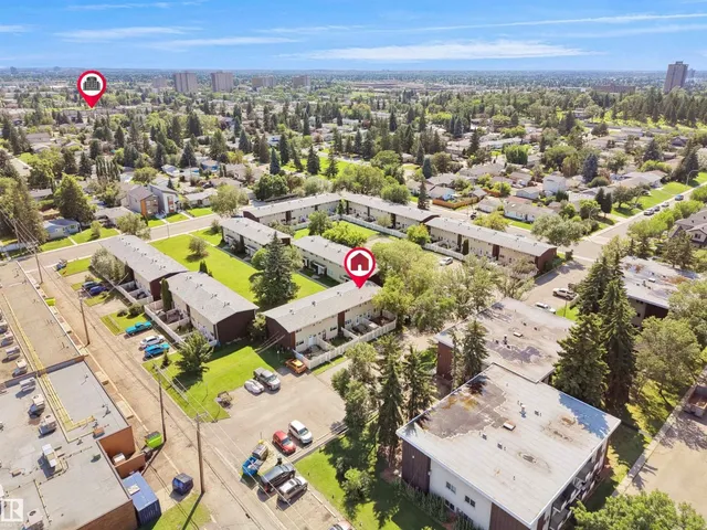 NW - 10446 55 AV, Edmonton 3