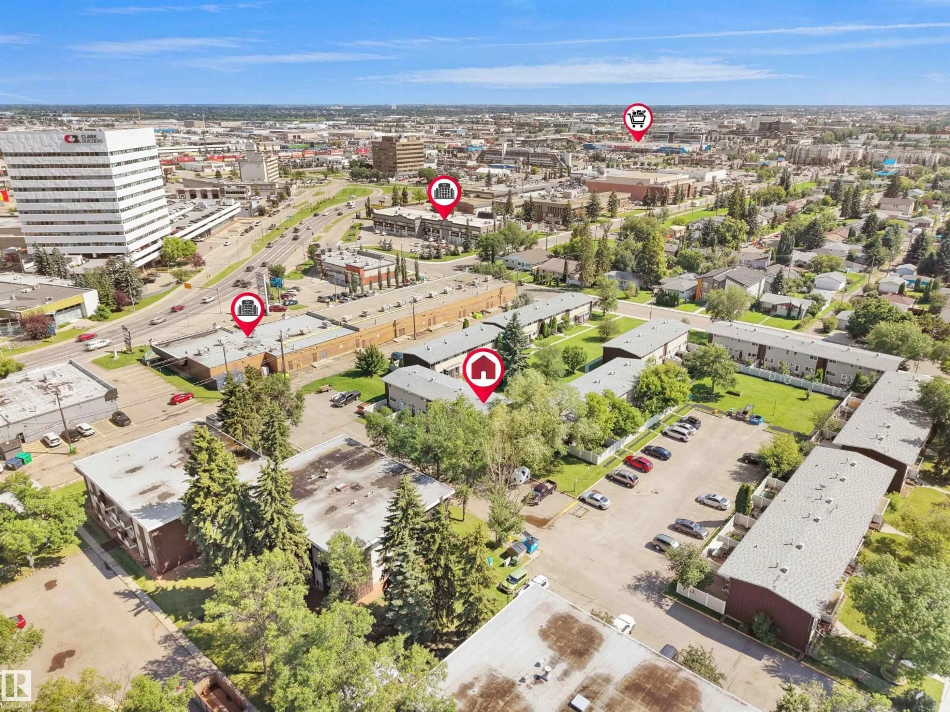 A pic from outside/outdoor area/front of a property/back of a property/a pic from drone, unknown for NW - 10446 55 AV, Edmonton Alberta T6H0W6
