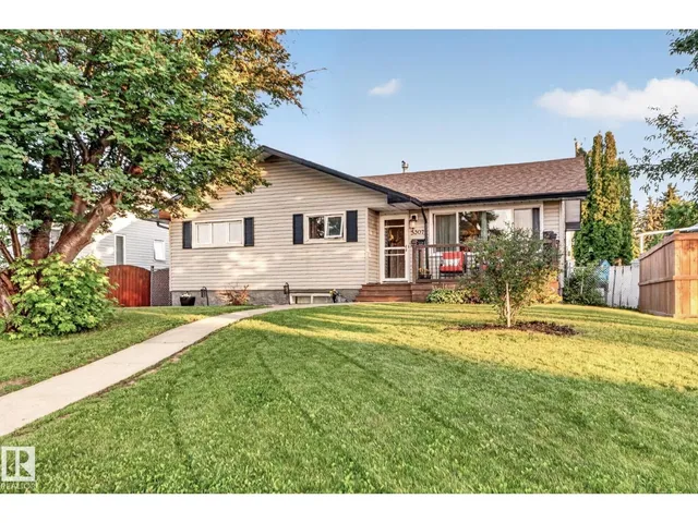 5307 104 AV, Edmonton 3
