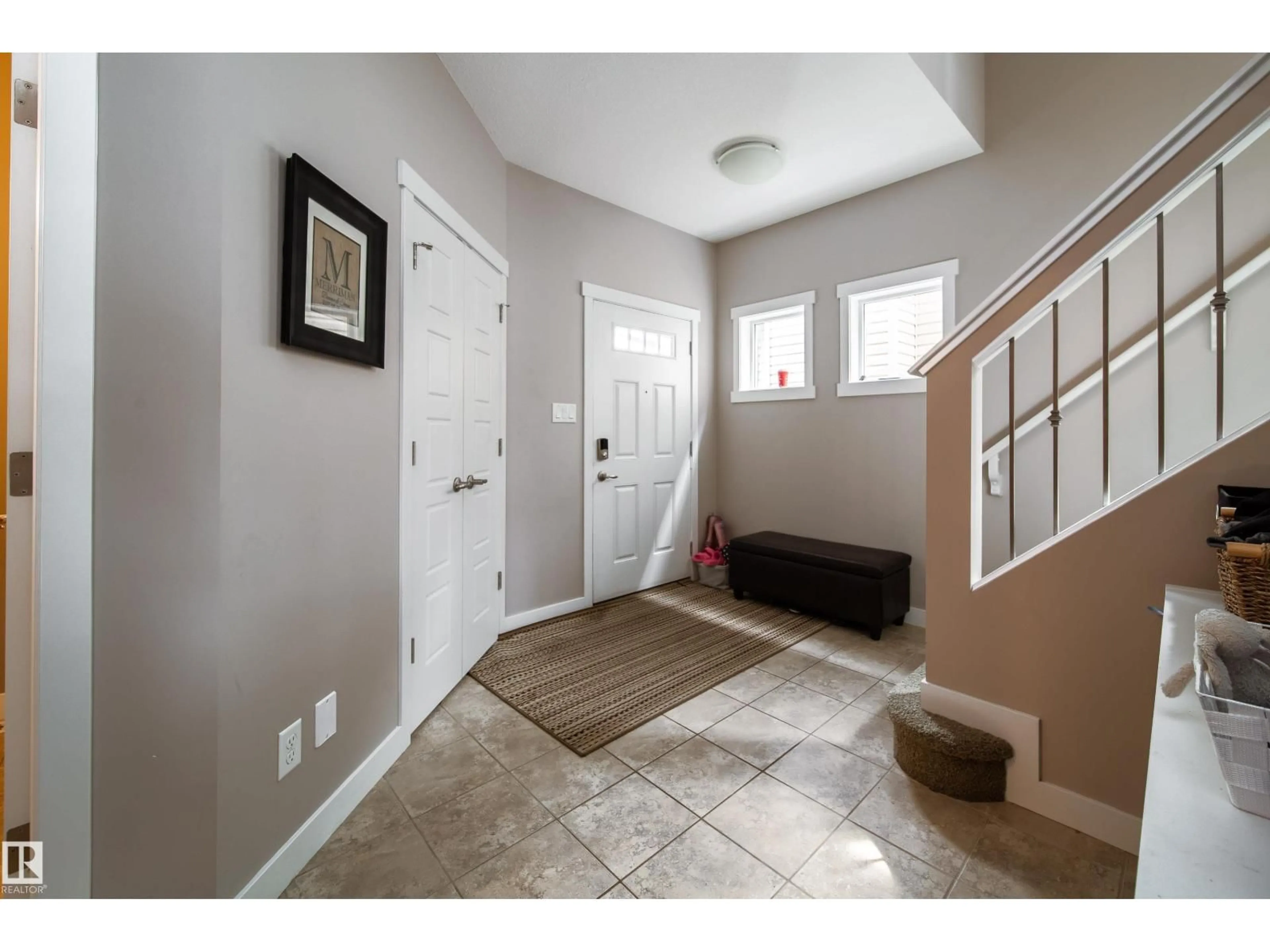 Indoor entryway for 218 51A ST, Edmonton Alberta T6X0R4