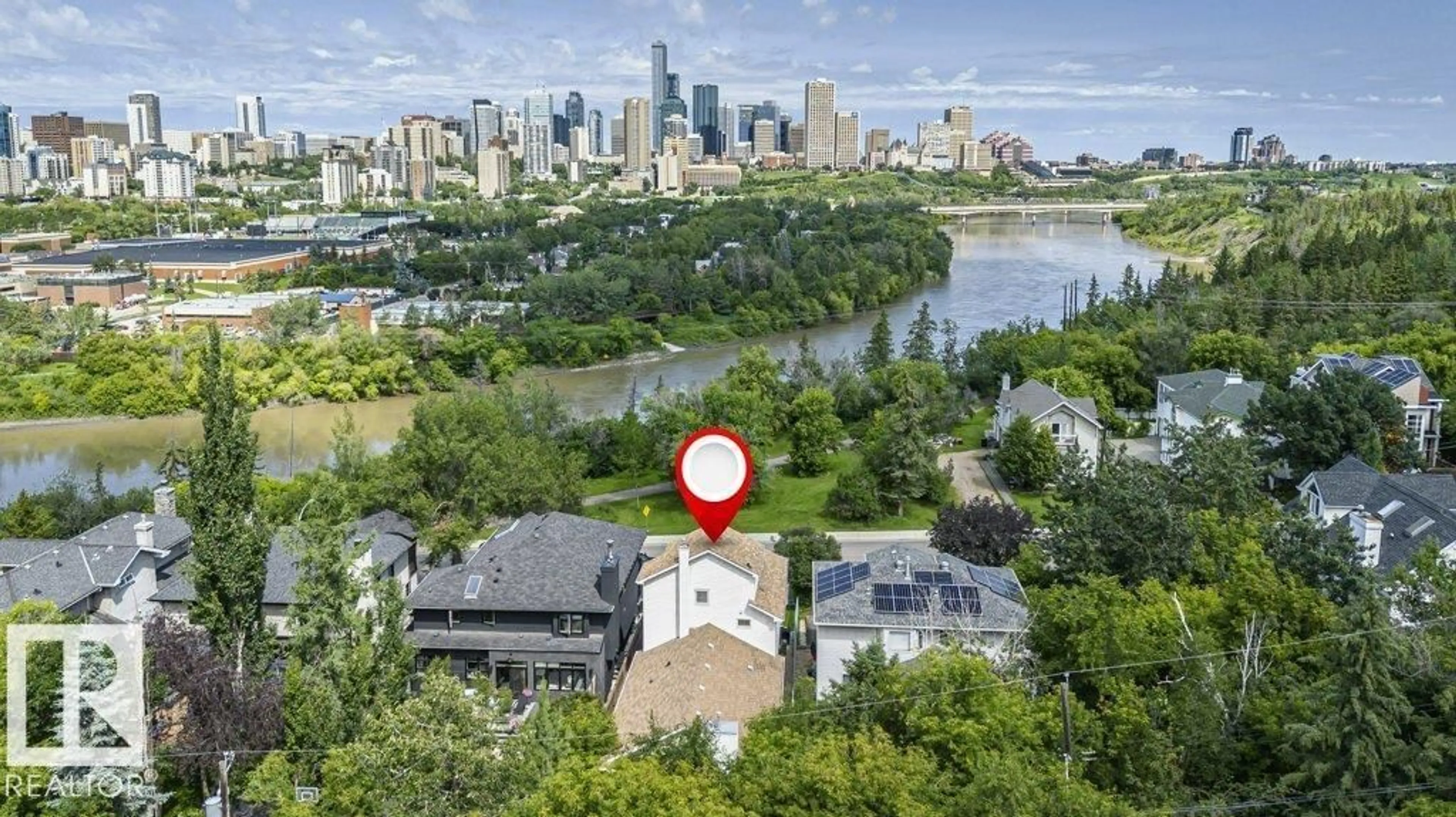 A pic from outside/outdoor area/front of a property/back of a property/a pic from drone, city buildings view from balcony for 10057 91 AV, Edmonton Alberta T6E2T9