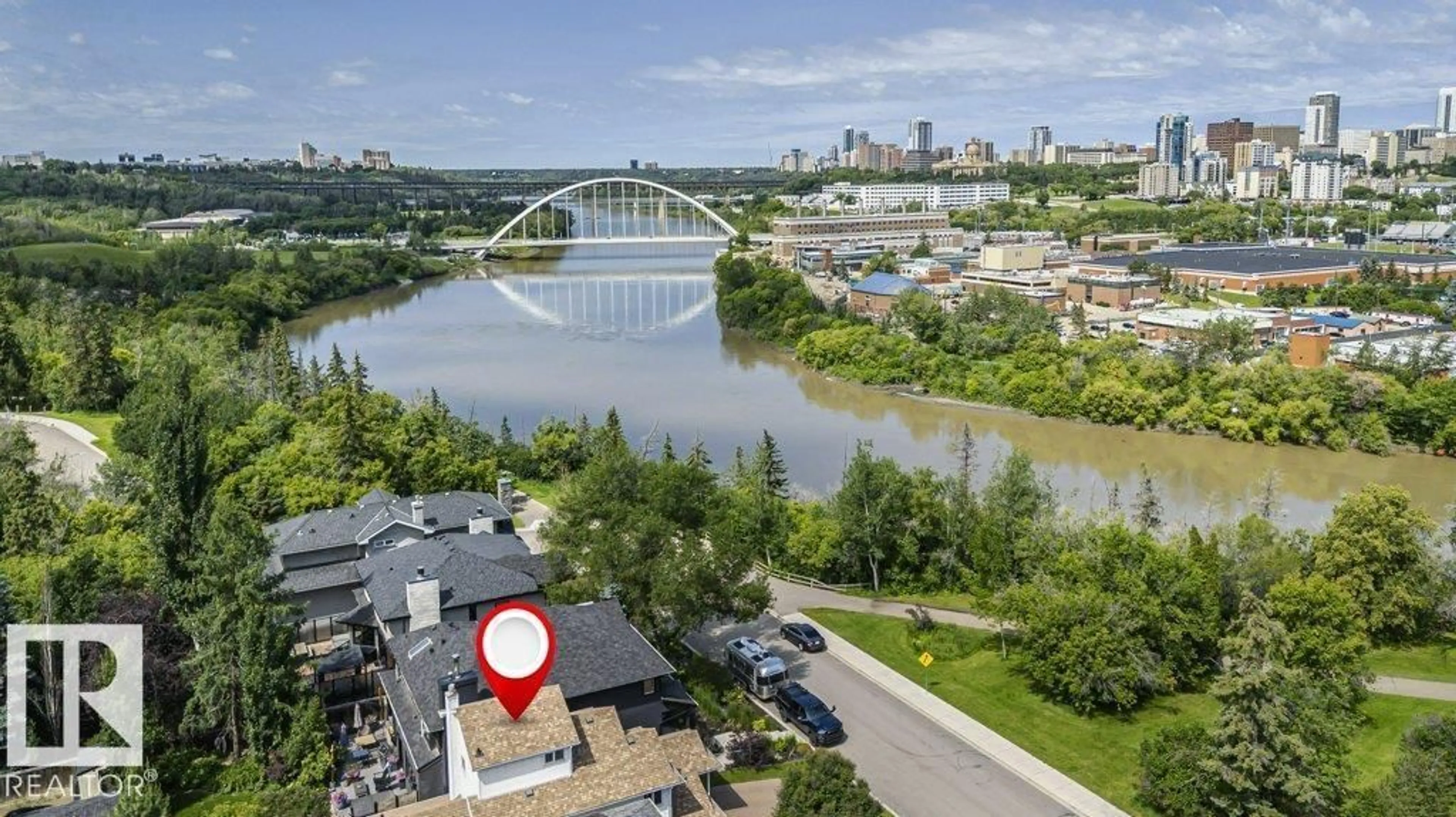 A pic from outside/outdoor area/front of a property/back of a property/a pic from drone, water/lake/river/ocean view for 10057 91 AV, Edmonton Alberta T6E2T9