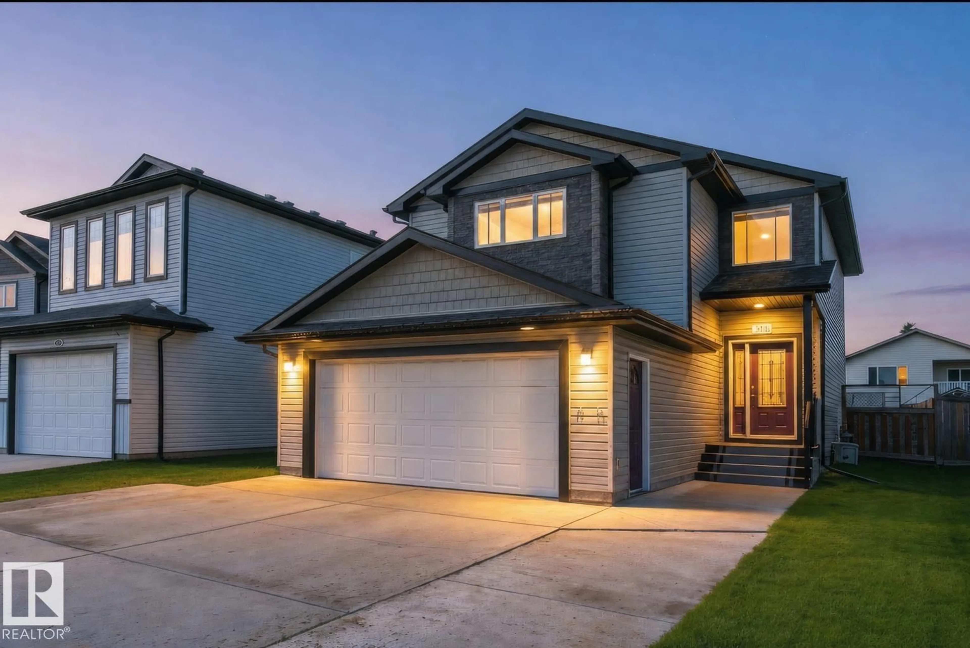 Home with vinyl exterior material, street for 4120 50 ST, Gibbons Alberta T0A1N0