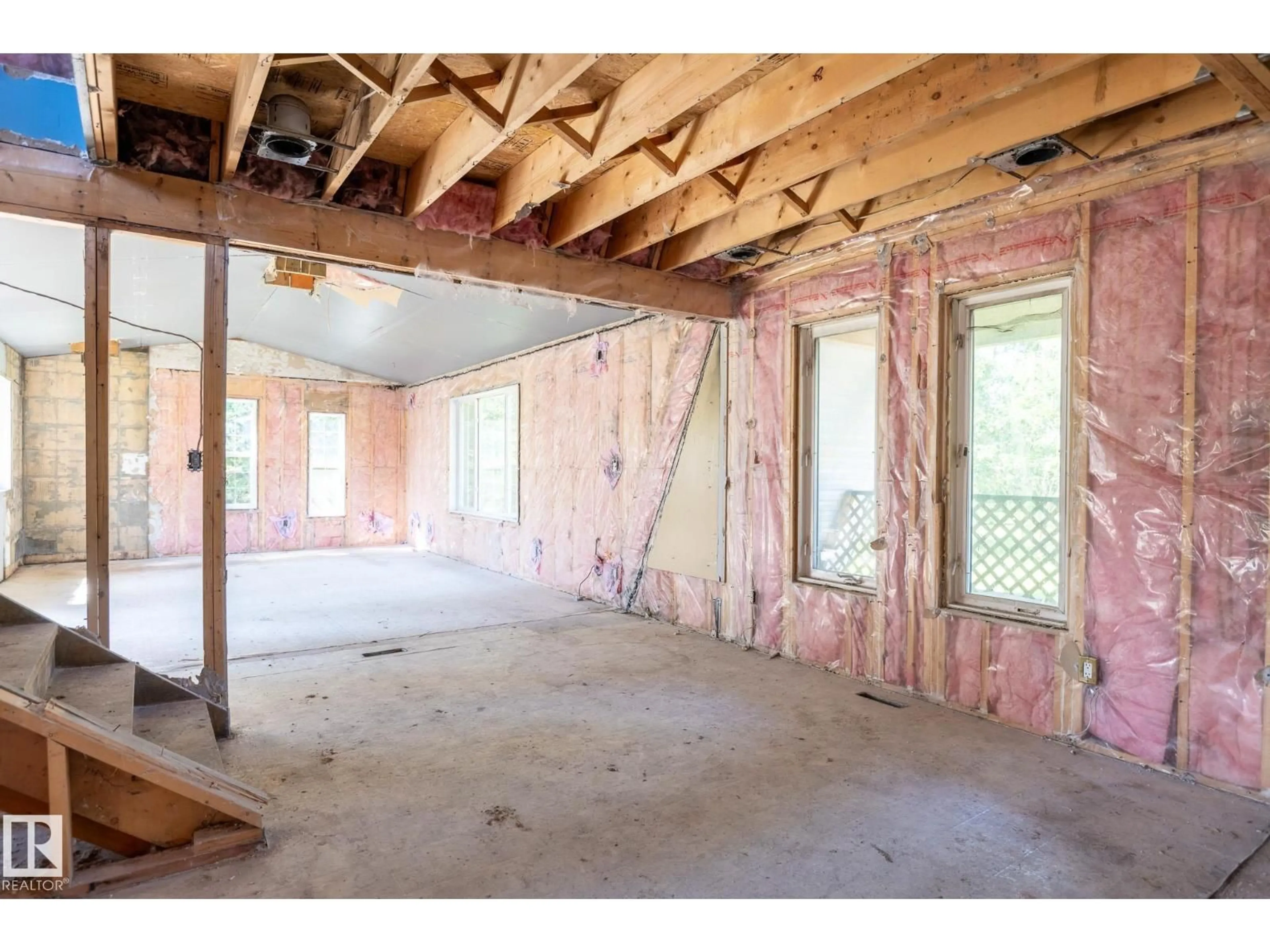 A pic of a room for 61209 - 205 RGE RD 465, Rural Bonnyville M.D. Alberta T9N0H3