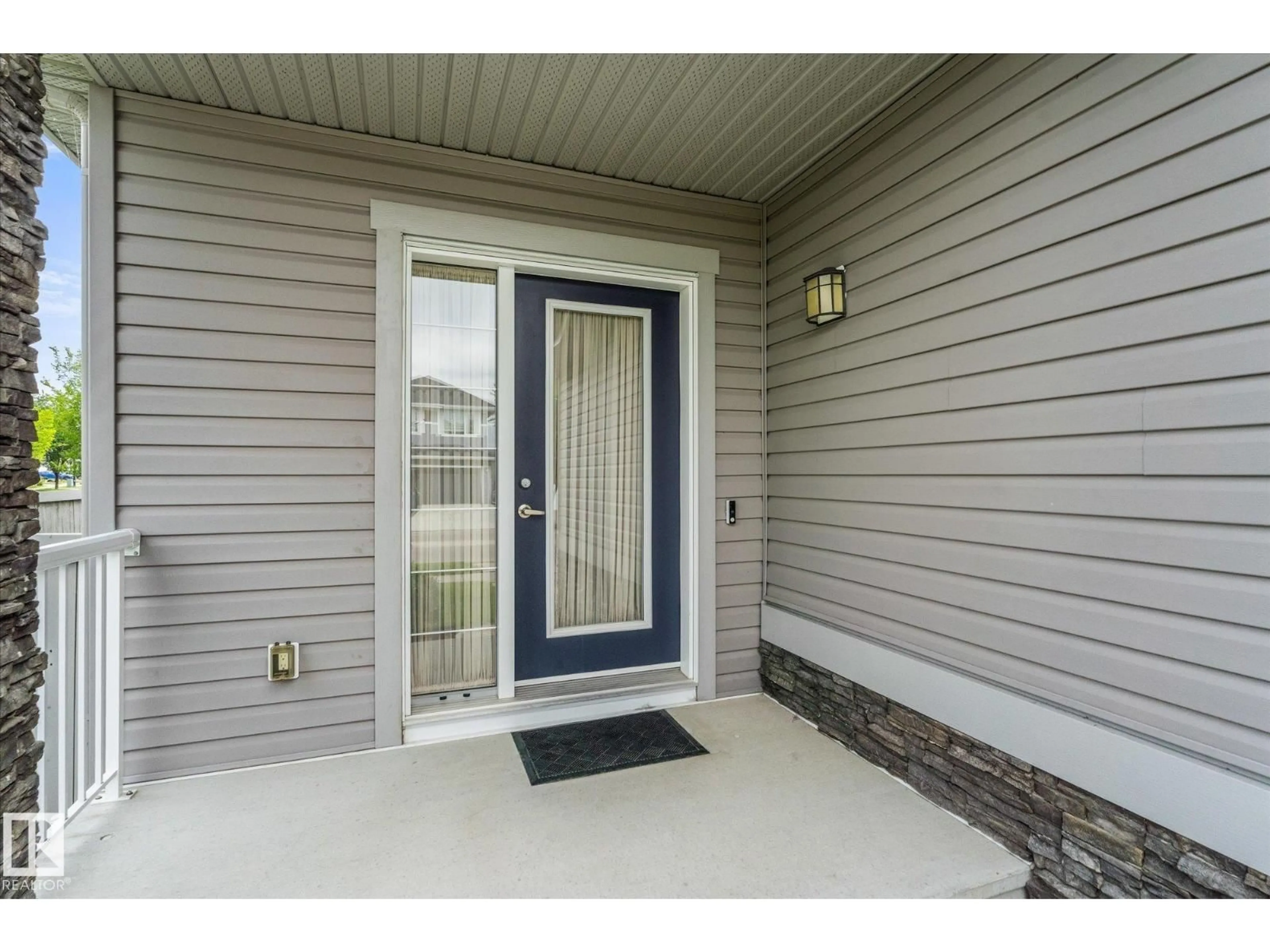 Indoor entryway for 5749 56A ST, Beaumont Alberta T4X0G1
