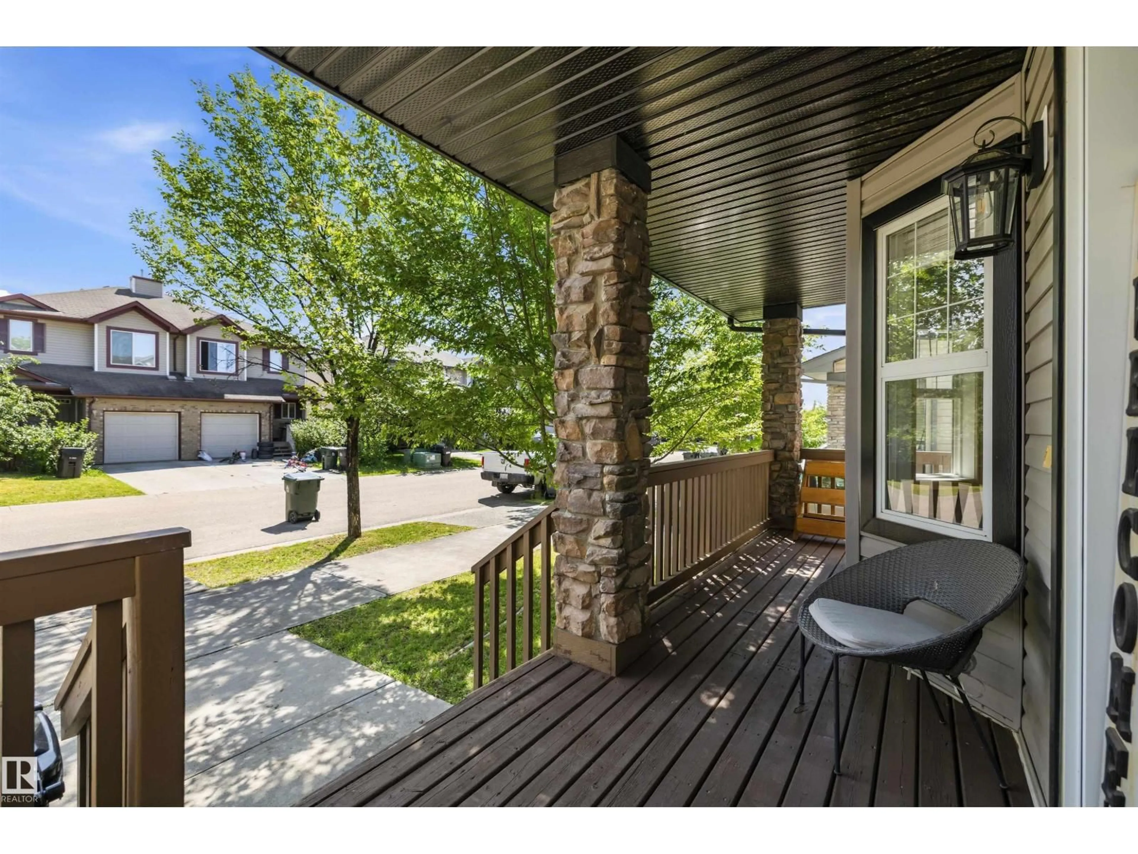 Patio, street for 44 VAUGHN AV, Spruce Grove Alberta T7X4R9