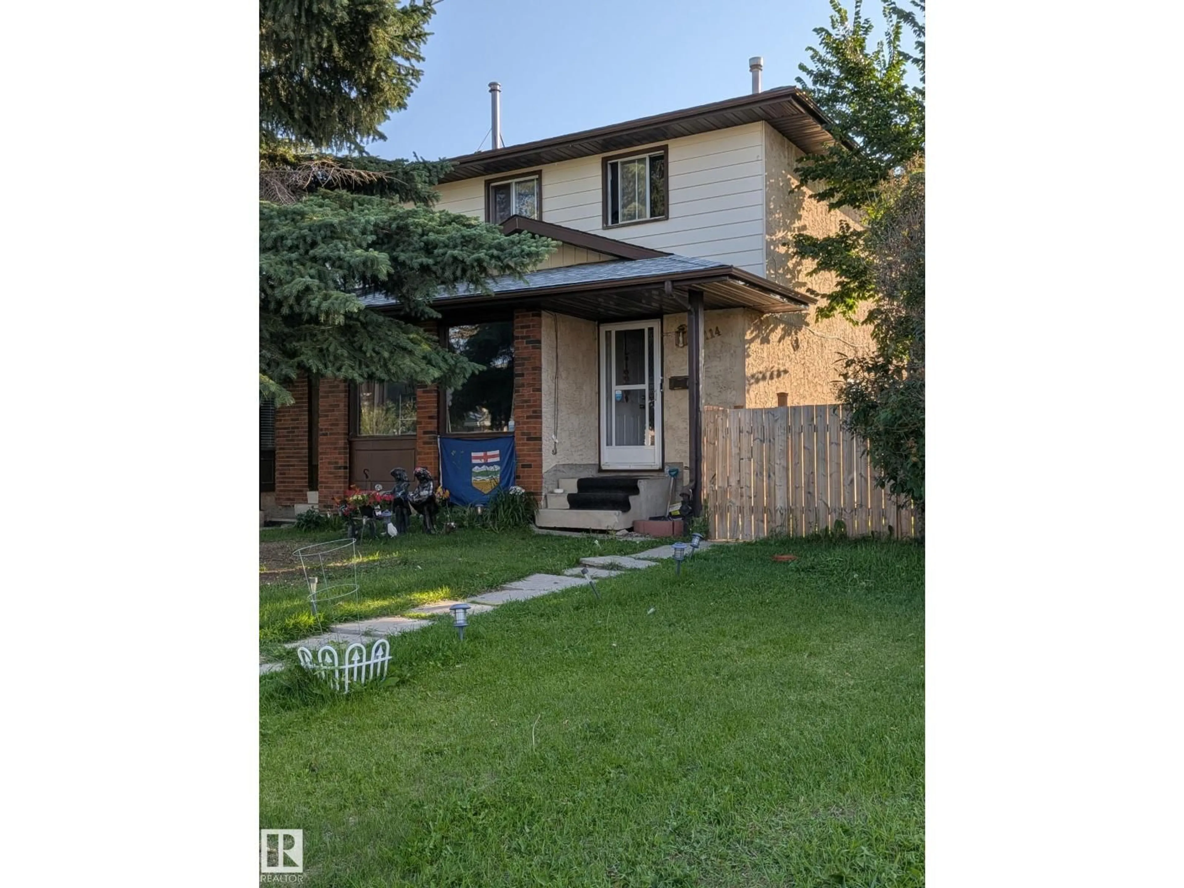 Unknown for 2114 47 ST, Edmonton Alberta T6L3J1