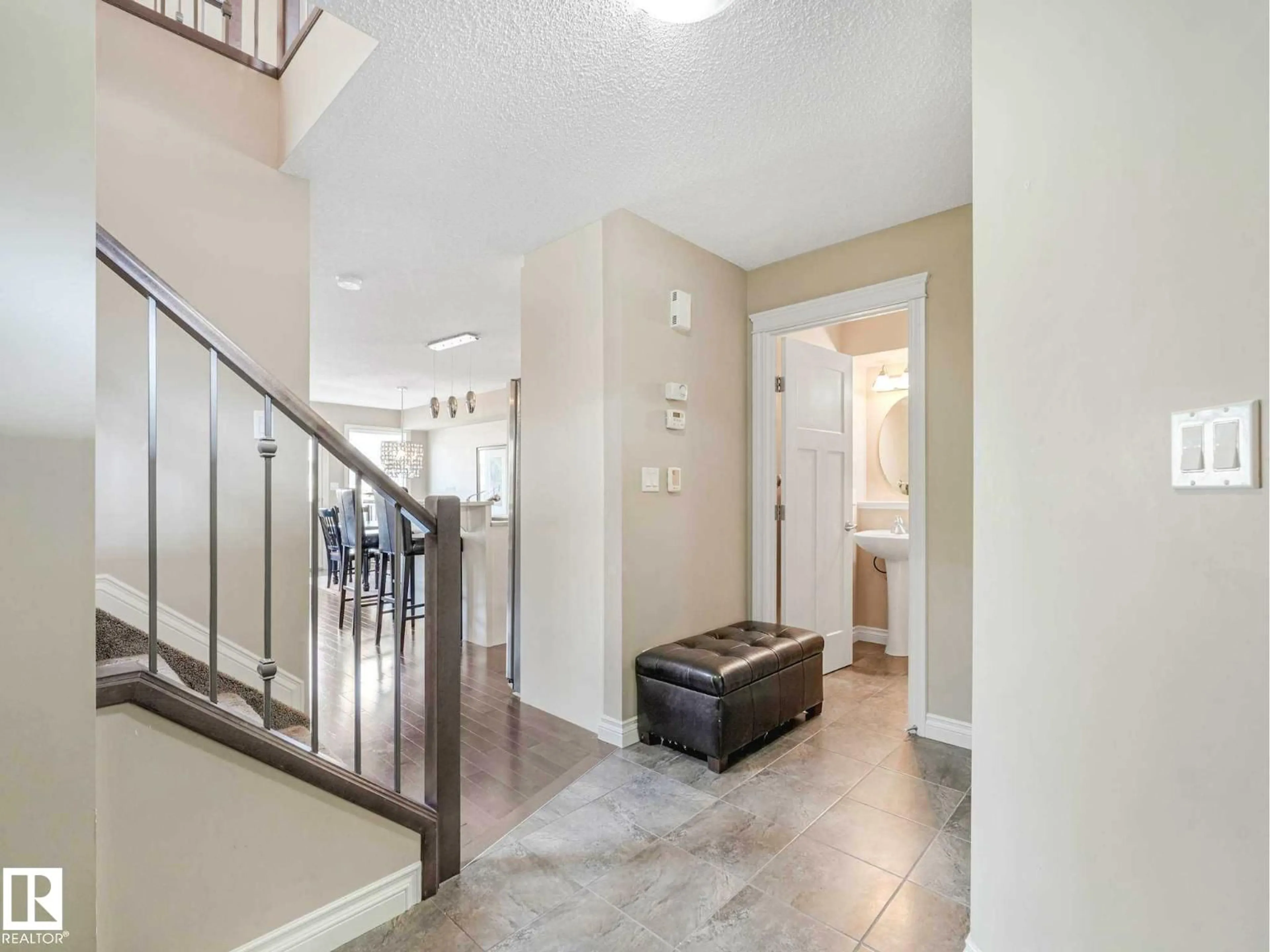 Indoor entryway for SW - 1135 177 ST, Edmonton Alberta T6W1Z9