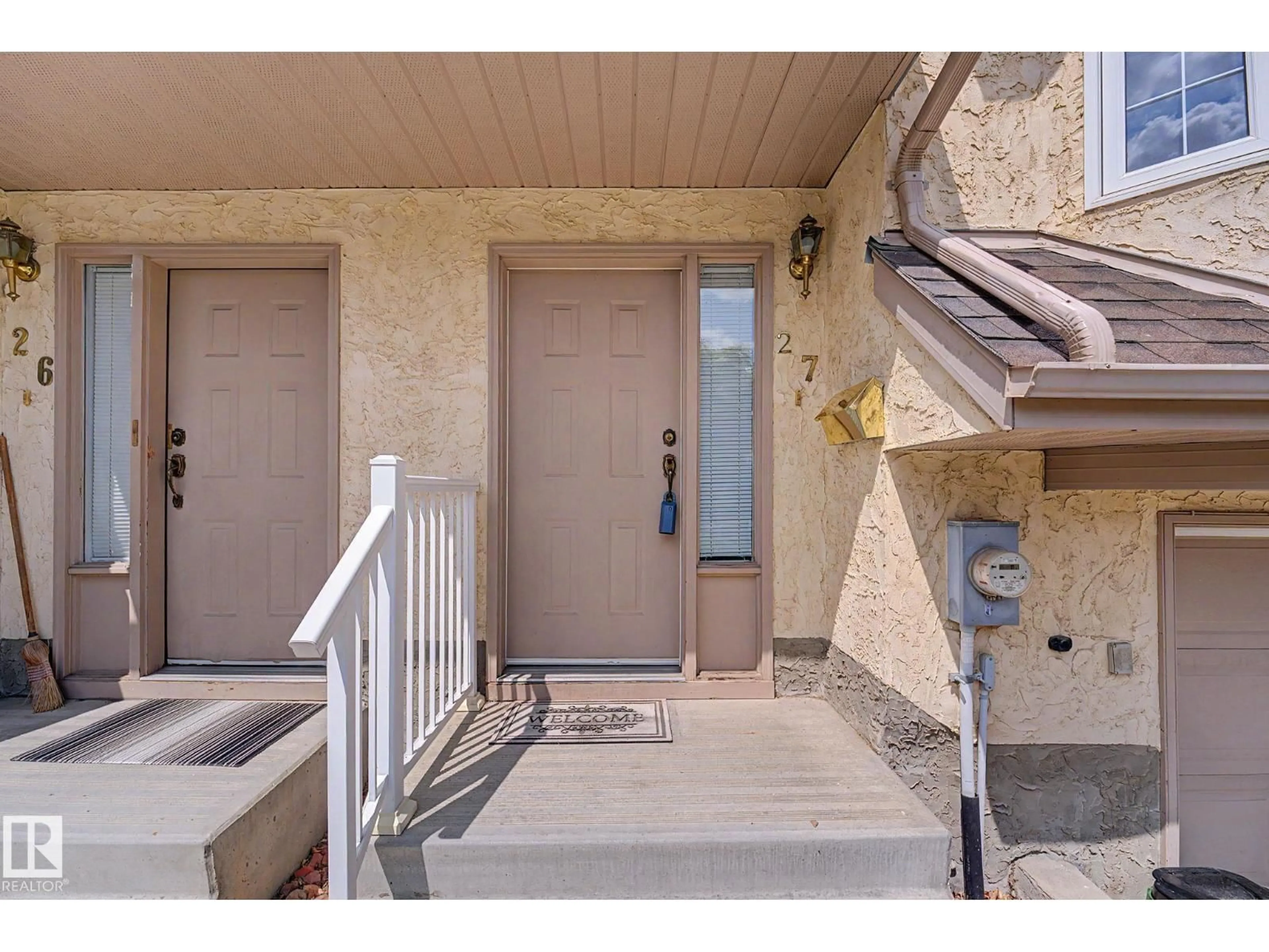 Indoor entryway for #27 - 3645 145 AV, Edmonton Alberta T5Y2S3