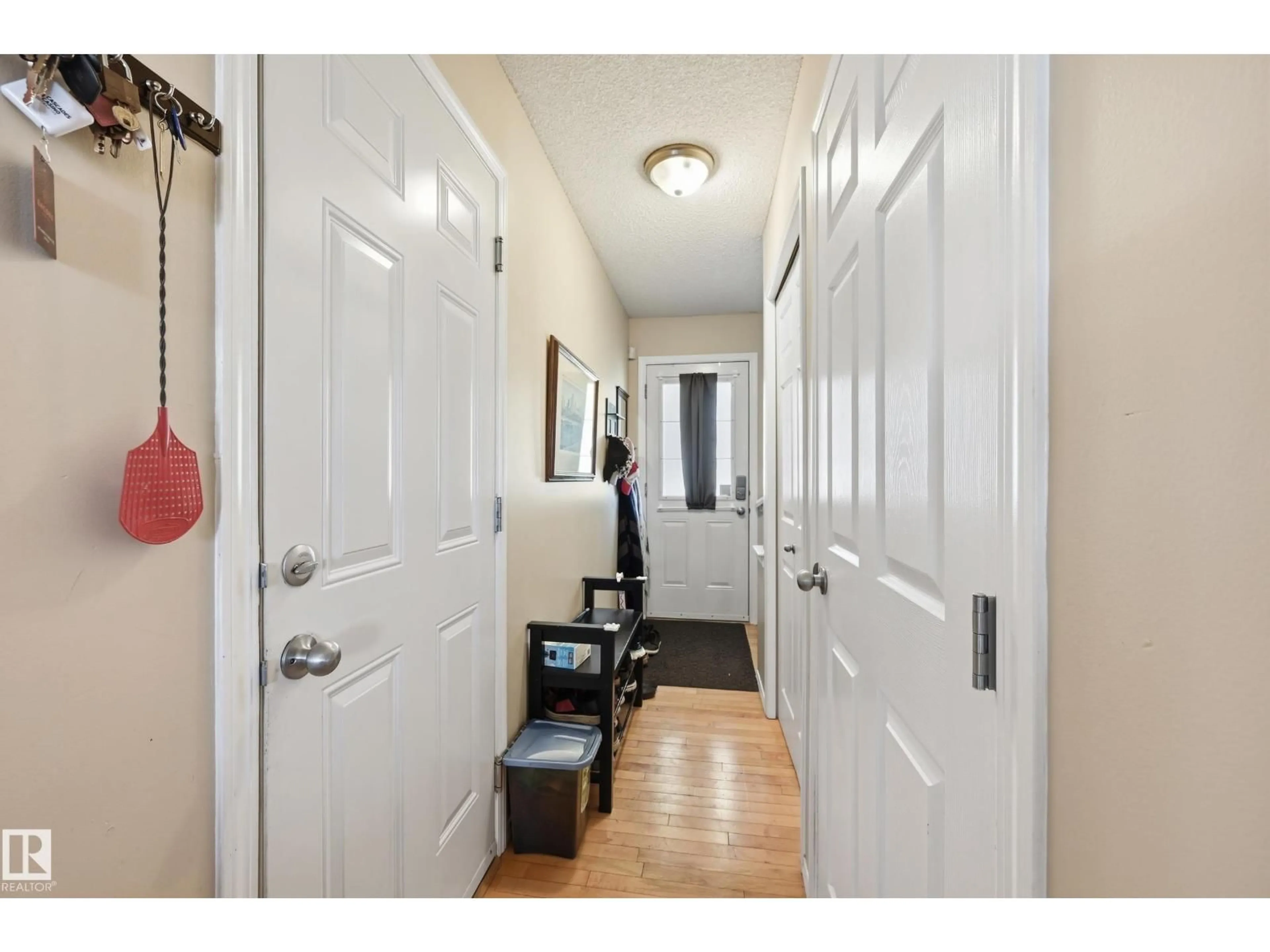 Indoor entryway for SW - 1867 119 ST, Edmonton Alberta T6W1W4
