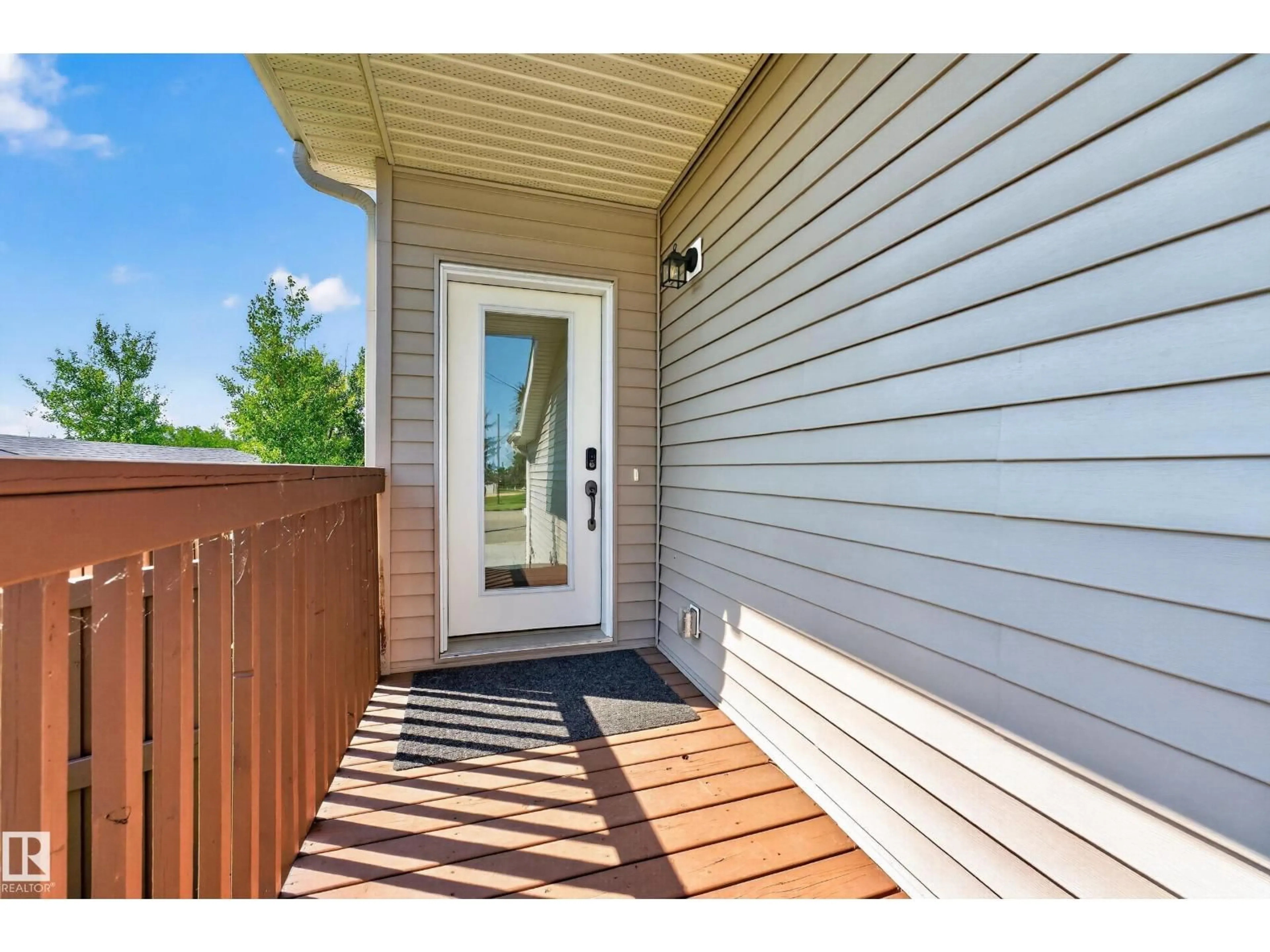 Indoor entryway for #321C - 26500 HWY 44, Riviere Qui Barre Alberta T8R0J3